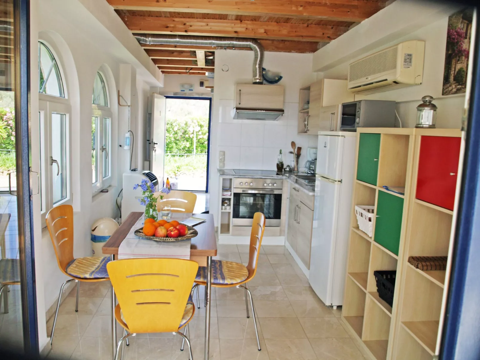 In Ermioni mit Garten, gemeinschaftlichem Pool und Terrasse - Binnen