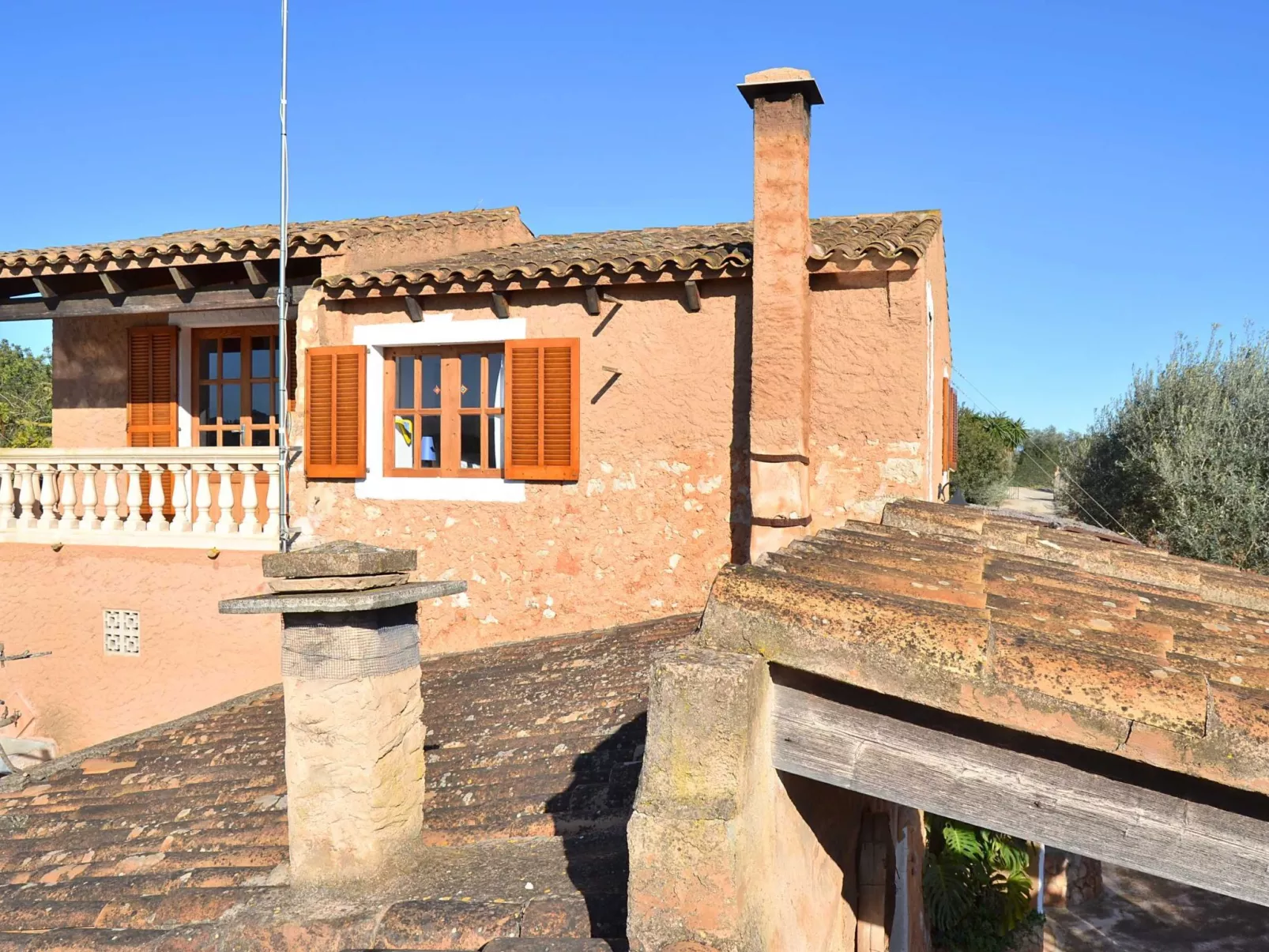 MONTSERRAT  ( SON PERETO ) - Buiten