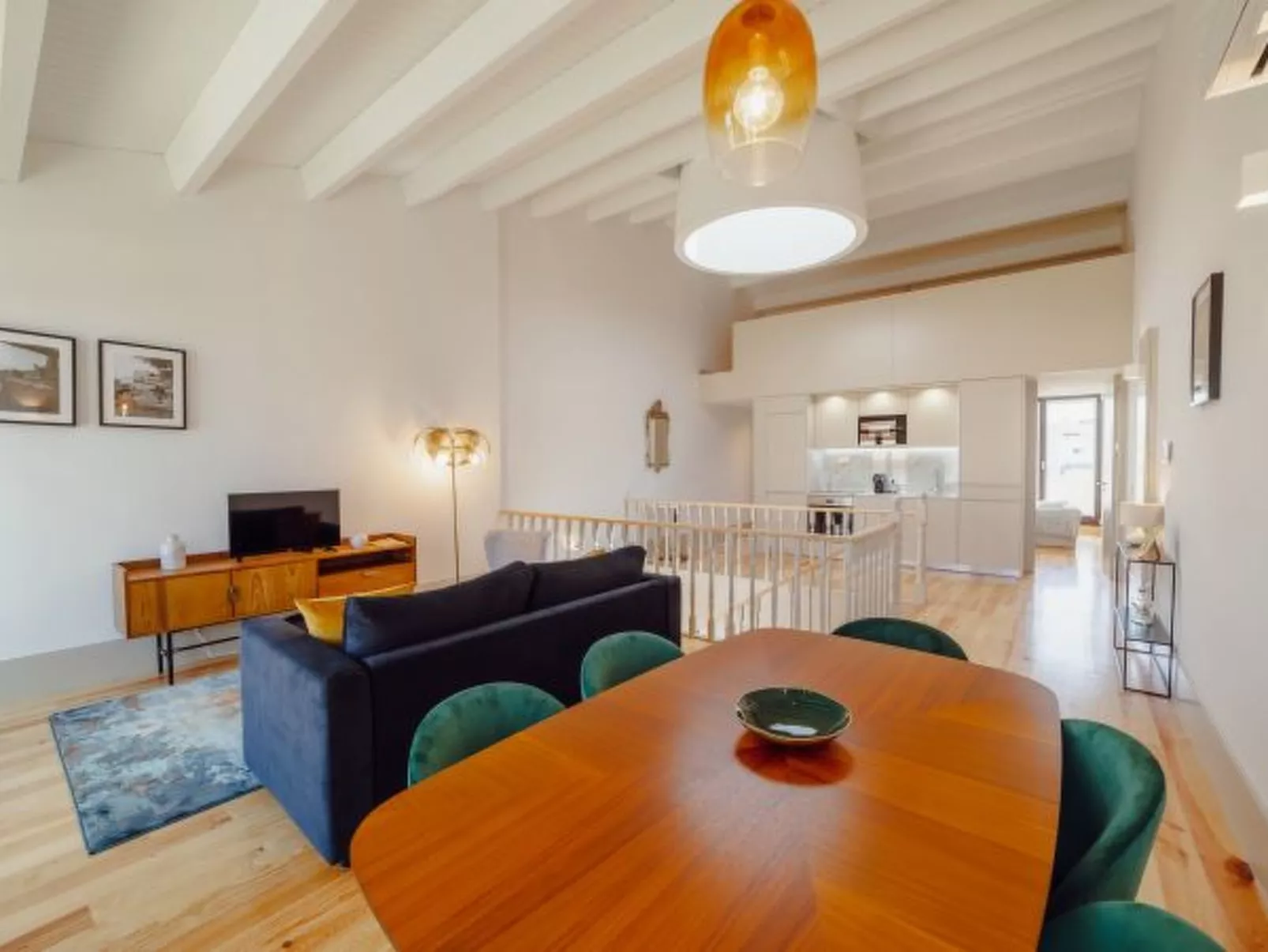 LEGACY OPORTO PREMIUM APARTMENT I by VACATIONY - Binnen