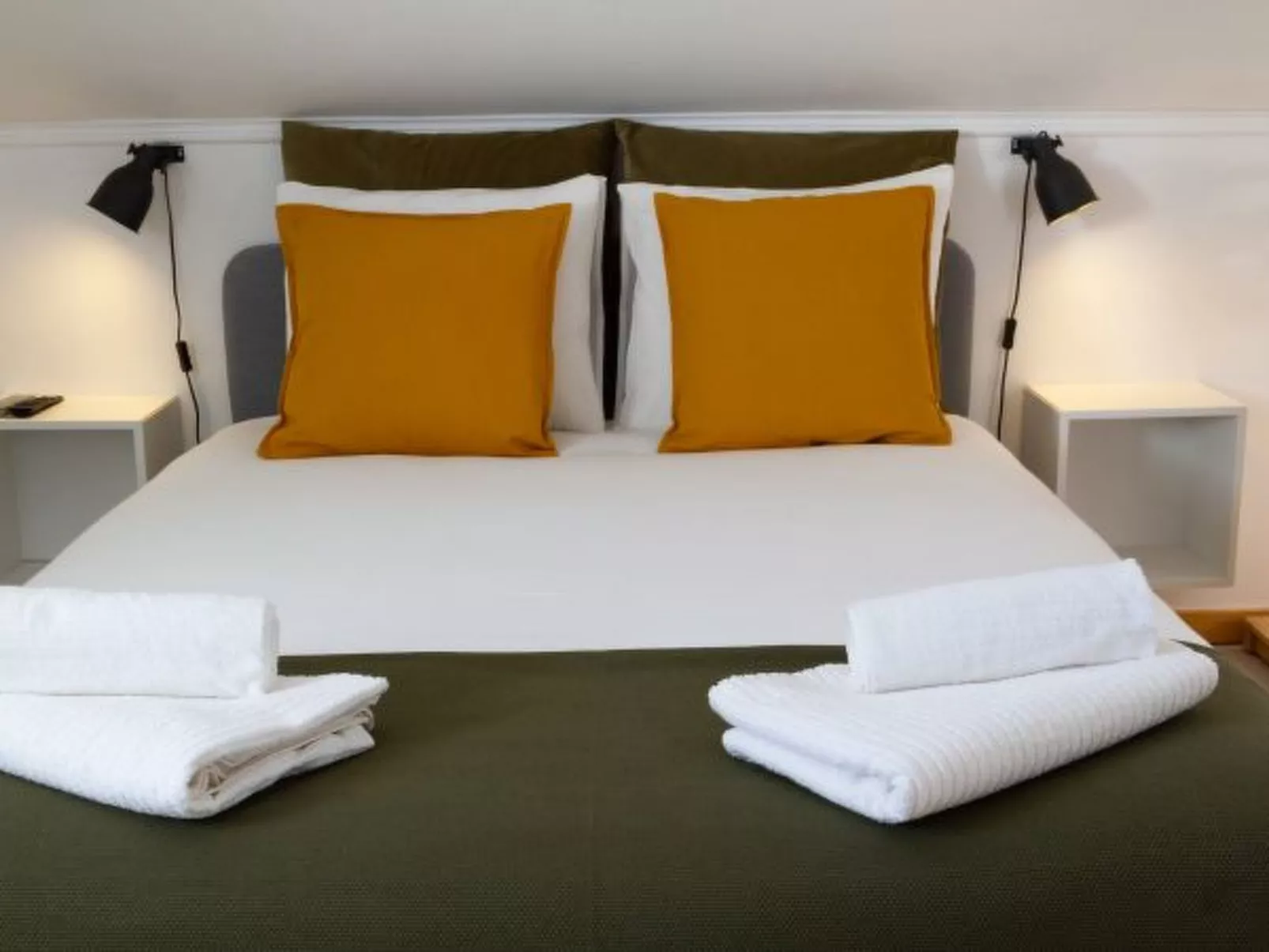 Seixal Bay Apartments - Loft - Binnen