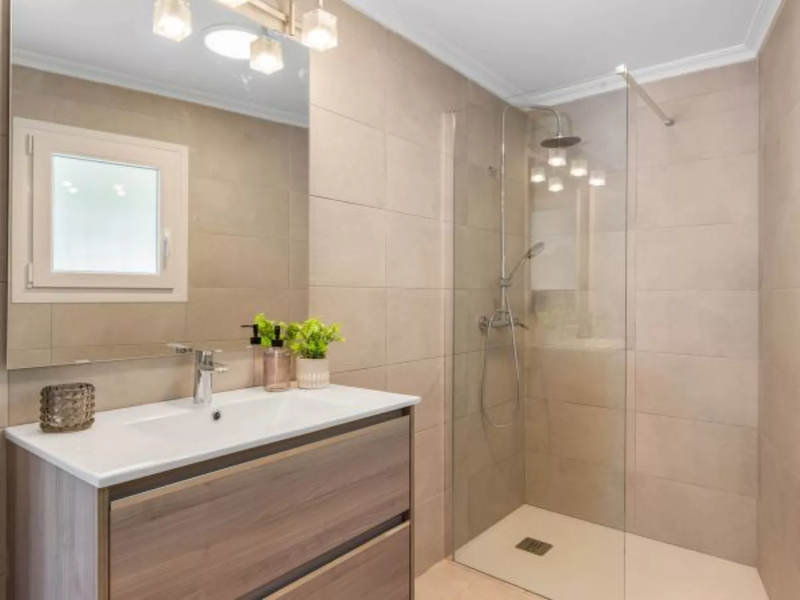 Villa Amanecer - Plus - Image-tags.info