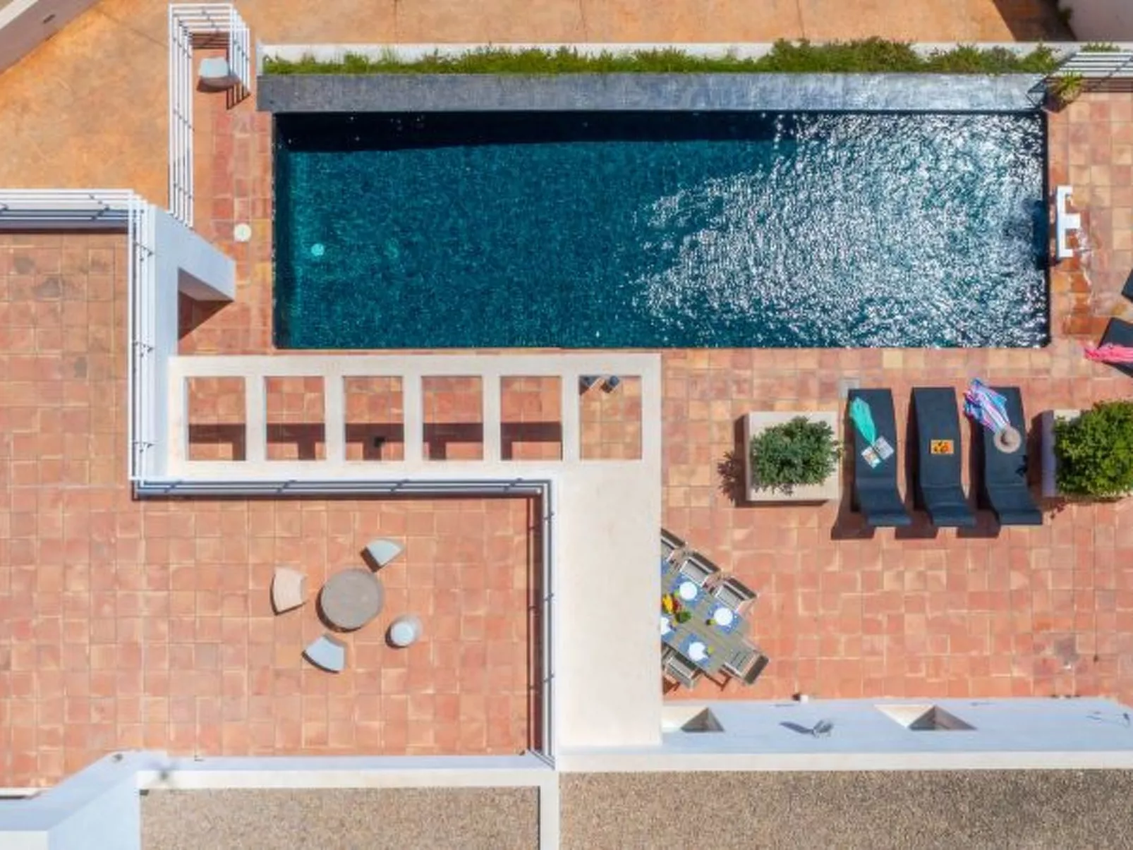 Villa Moderna - PlusHolidays - Image-tags.info