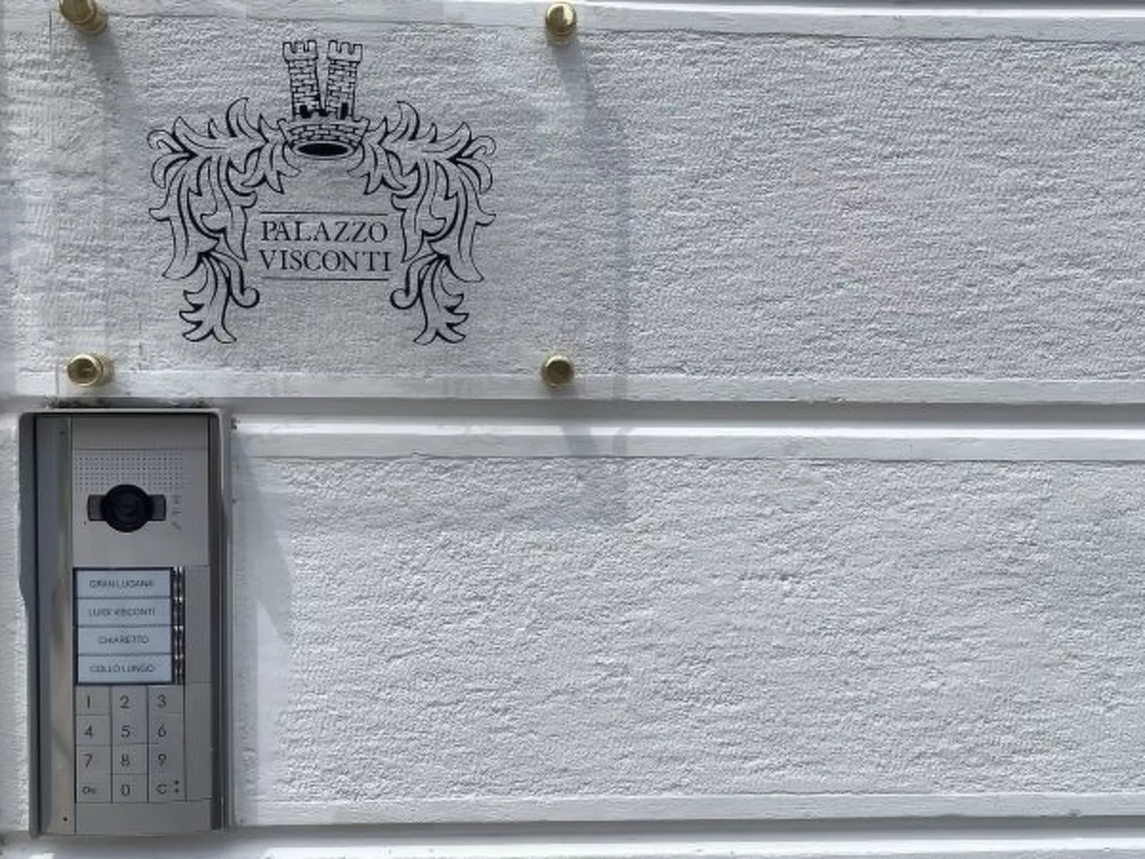 Desenzanoloft Palazzo Visconti-Collo Lungo Giallo - Image-tags.info