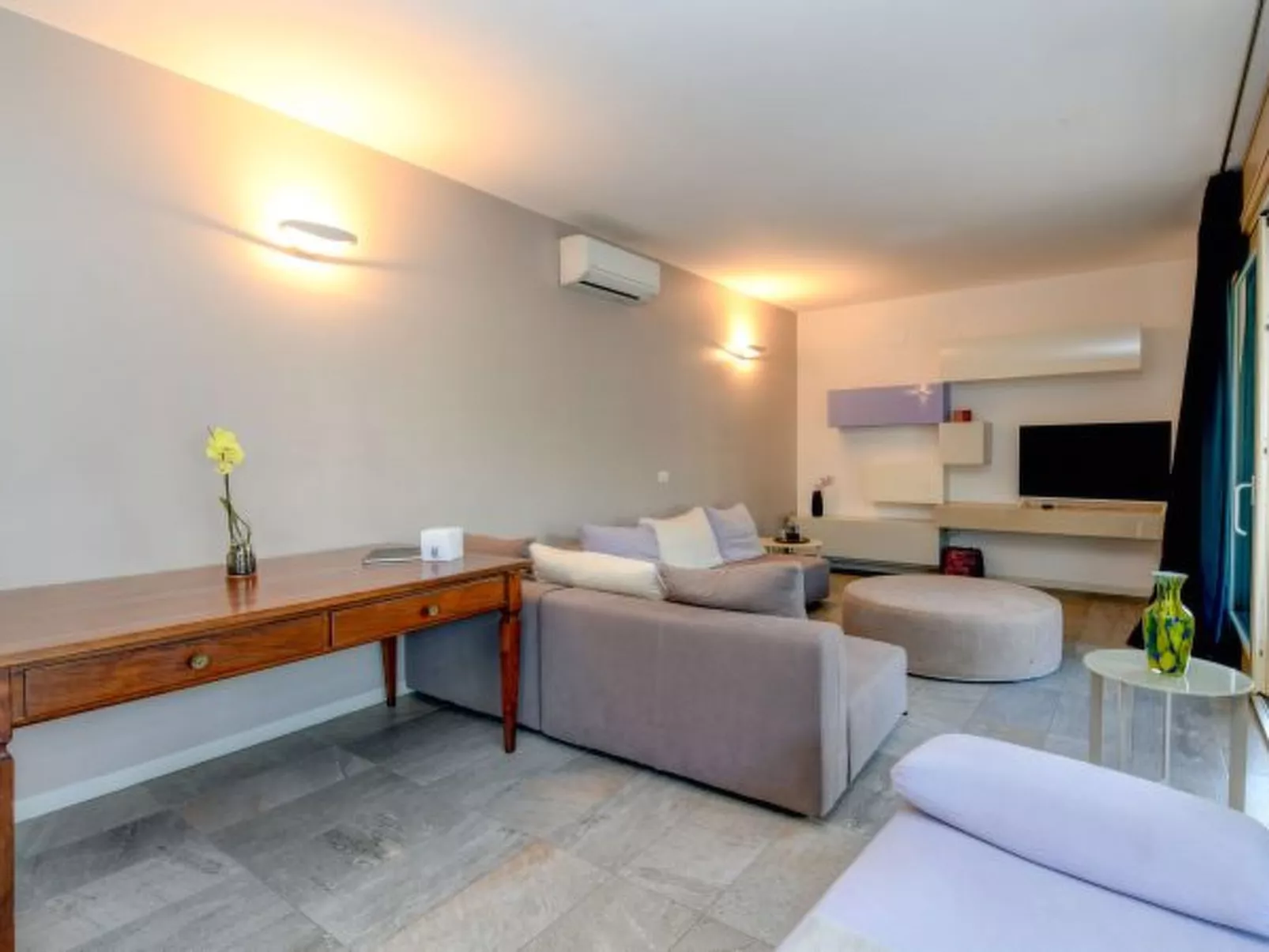 Desenzanoloft Oscar Luxury Suite - Image-tags.info