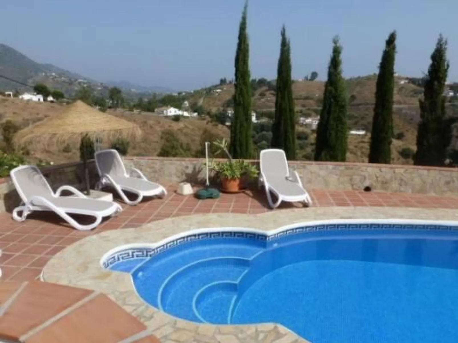 Finca "La Estrella de Cómpeta". - Image-tags.info