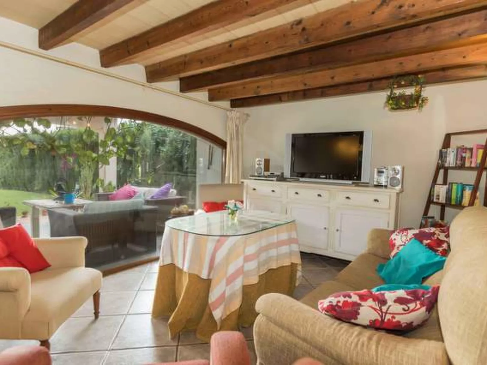 San Vicente - Binnen