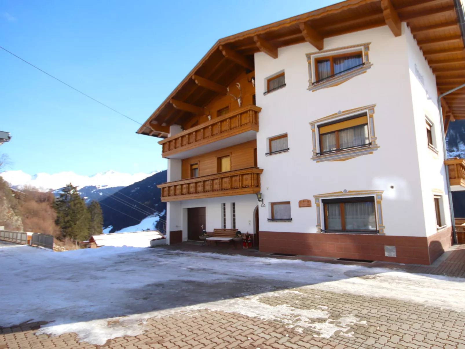 Garni Regina - Buiten