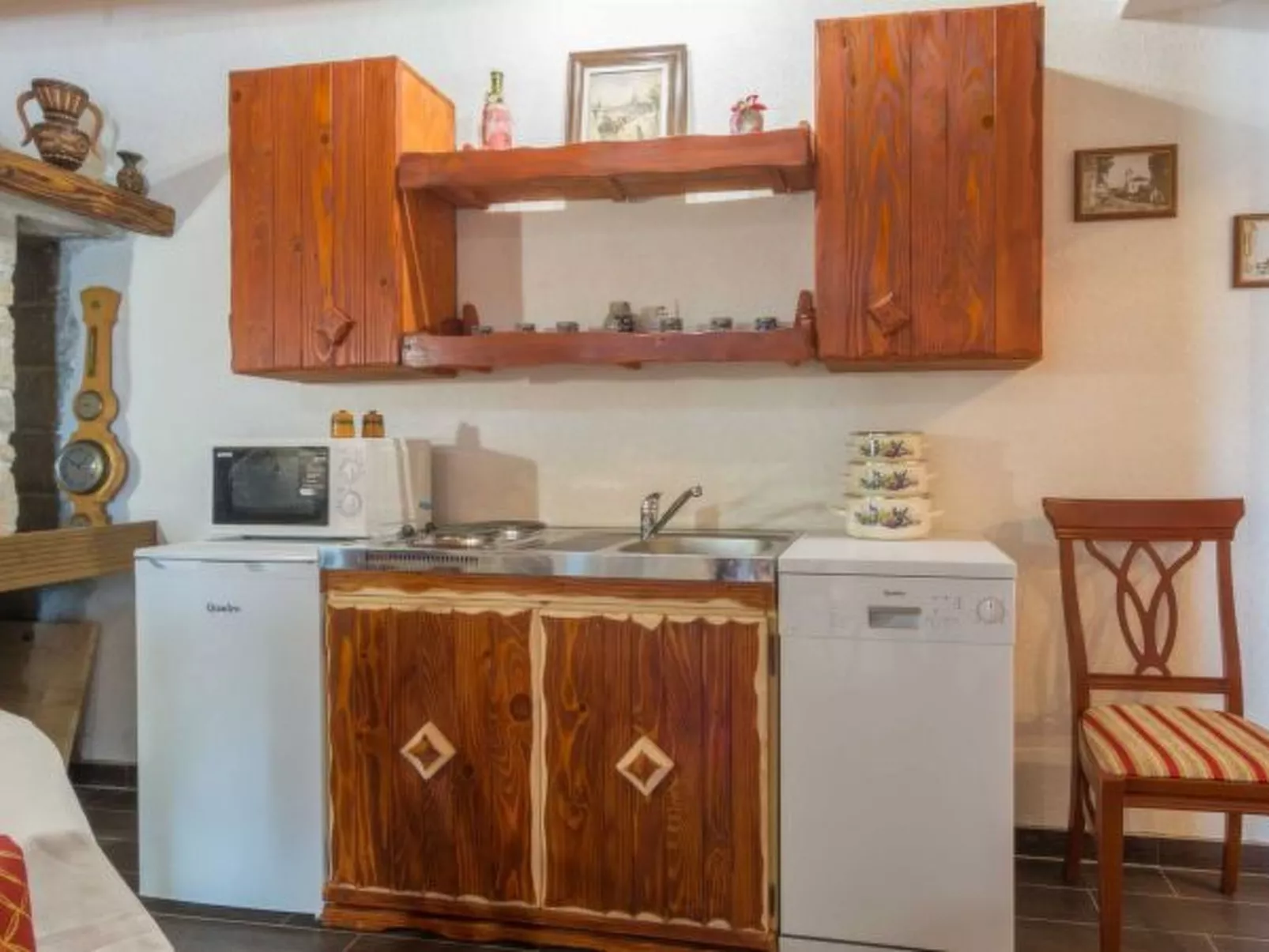 Country House Irena with pool - Image-tags.info