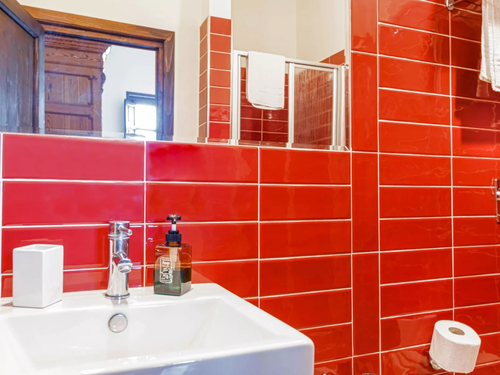 Anwesen mit Privatparkplatz - Image-tags.info