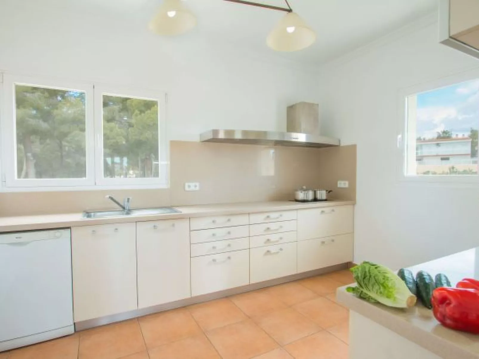 Villa Zelda - PlusHolidays - Image-tags.info