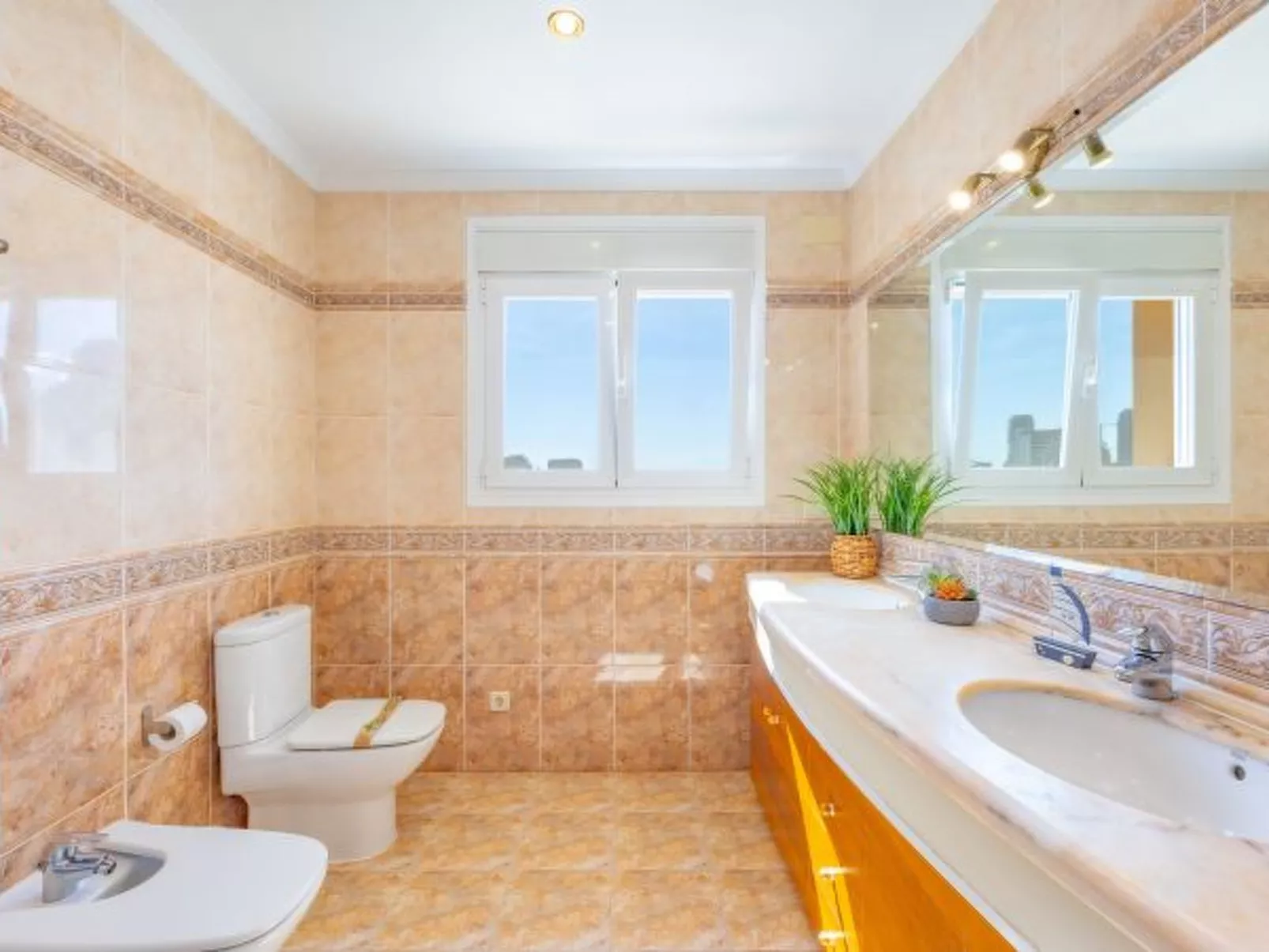 Villa Almendros - PlusHolidays - Image-tags.info