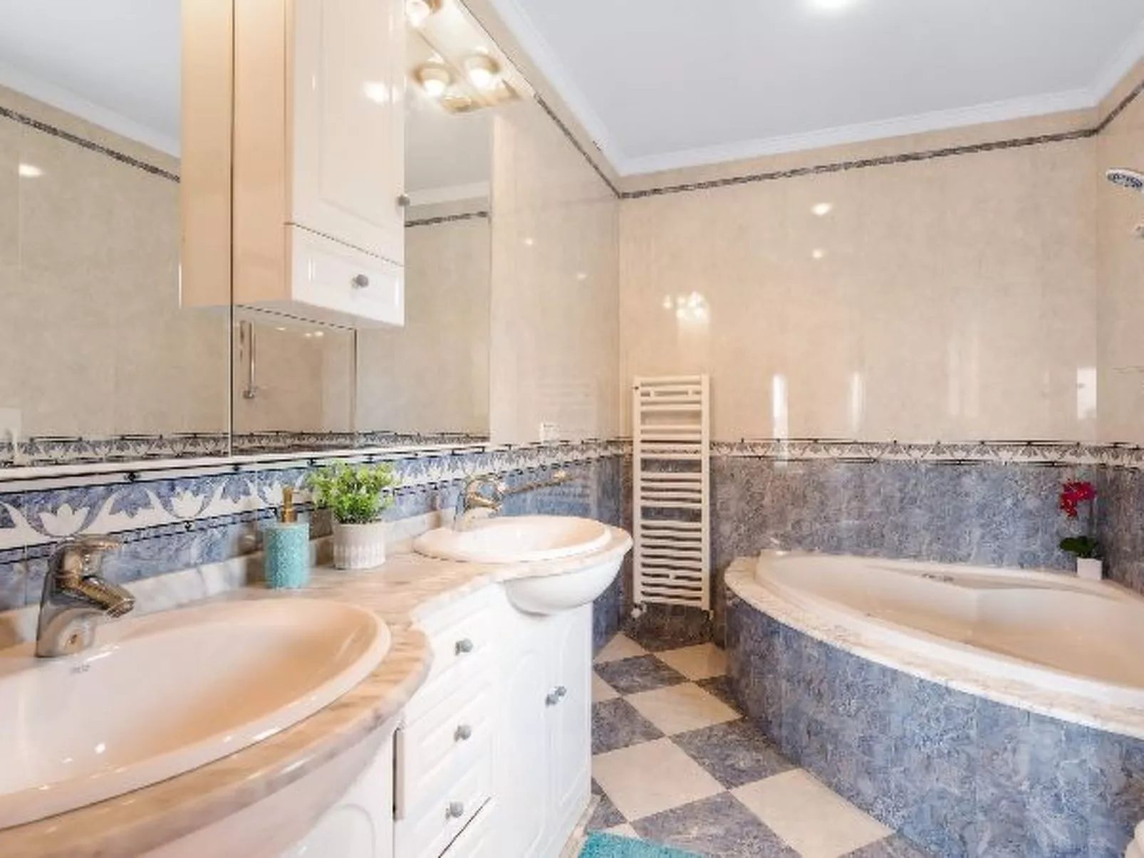 Villa Serena - PlusHolidays - Image-tags.info