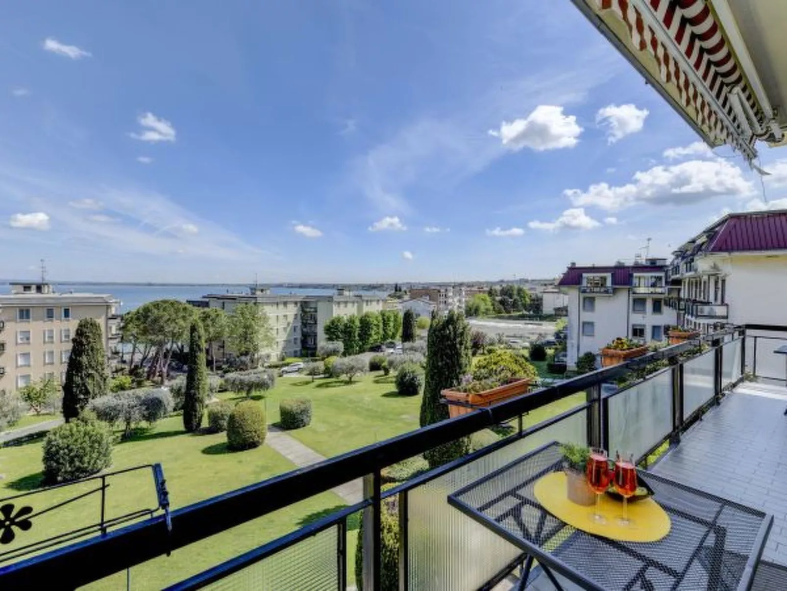 DesenzanoLoft Splendido - Image-tags.info