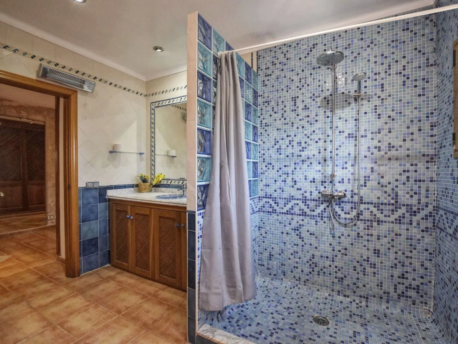 In Campos mit Privatem Pool - Binnen