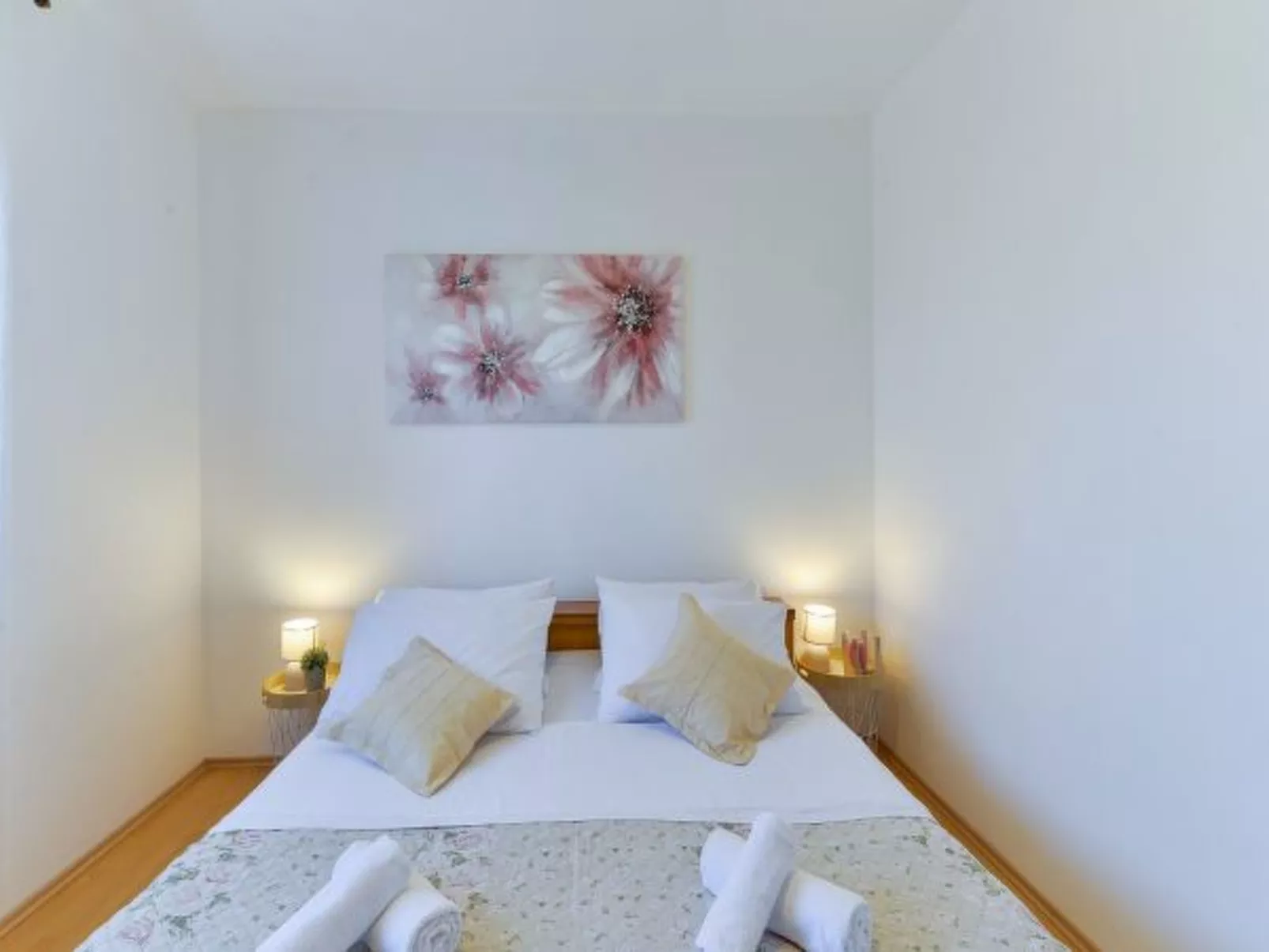 Holiday house Antonia with pool - Image-tags.info