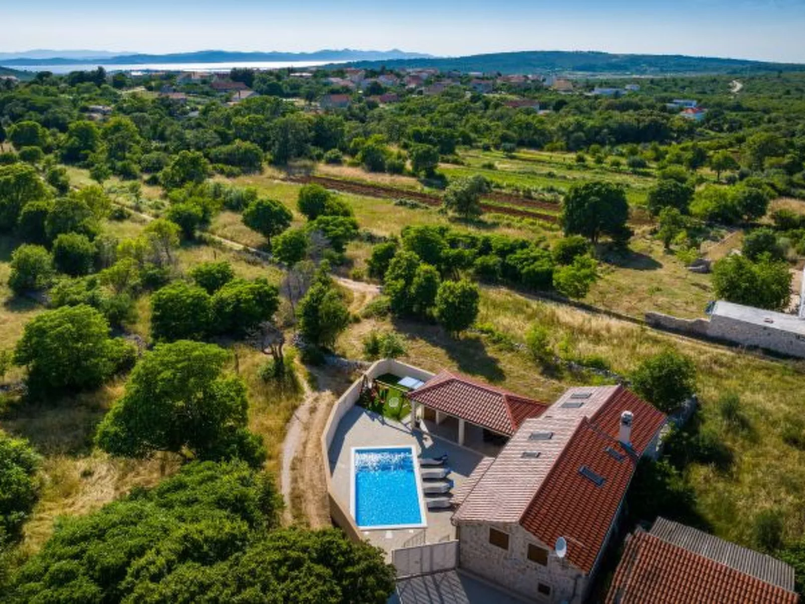 Villa Miandri with heated pool - Image-tags.info