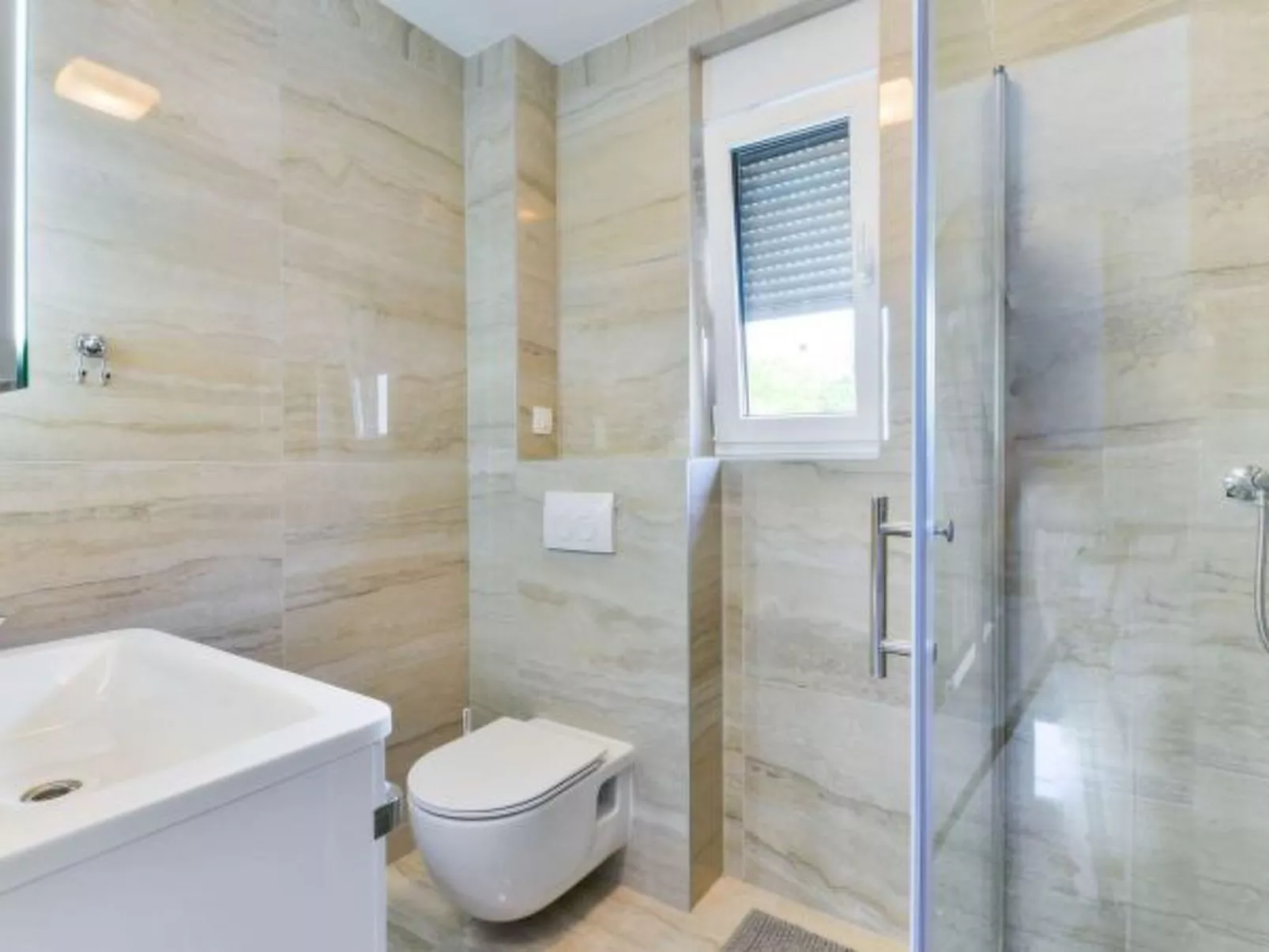 Modern Villa Futura with pool - Binnen