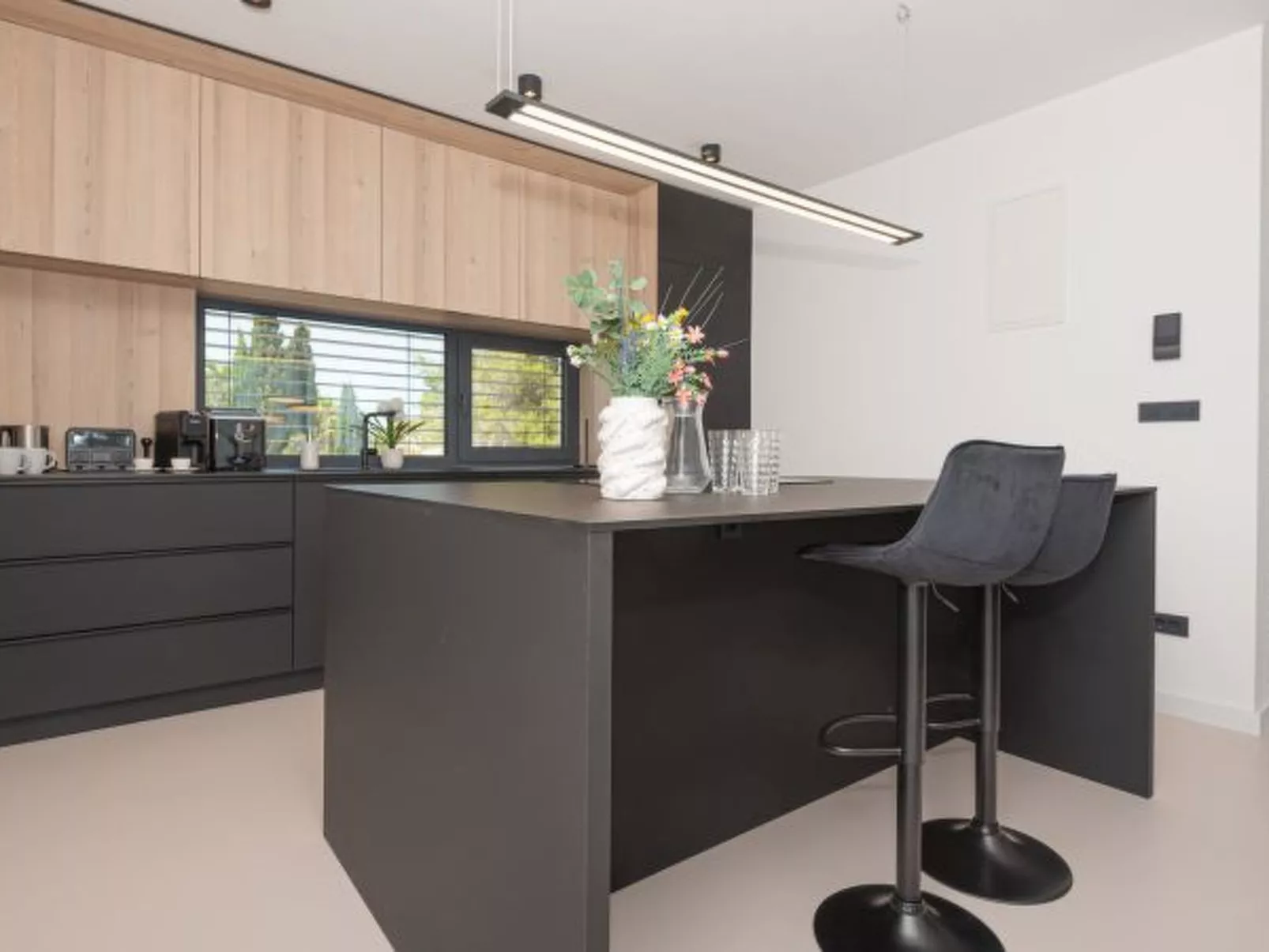 Seafront Villa Aurea with pool and seaview - Image-tags.info