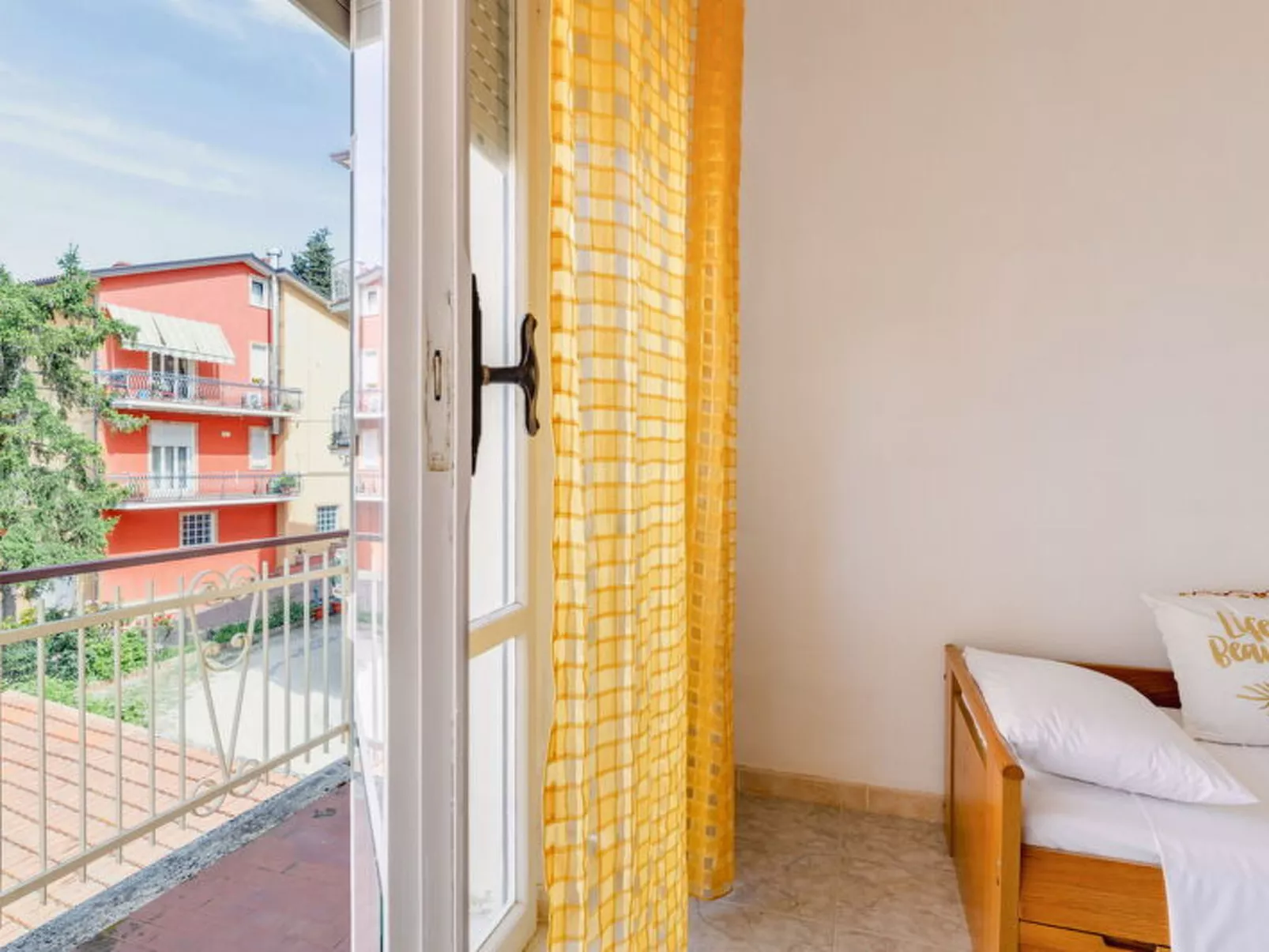 Maison Loreto - Image-tags.info