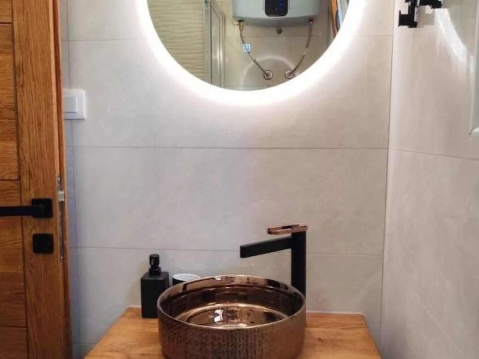 Zen Garden Villa with heated pool - Image-tags.info