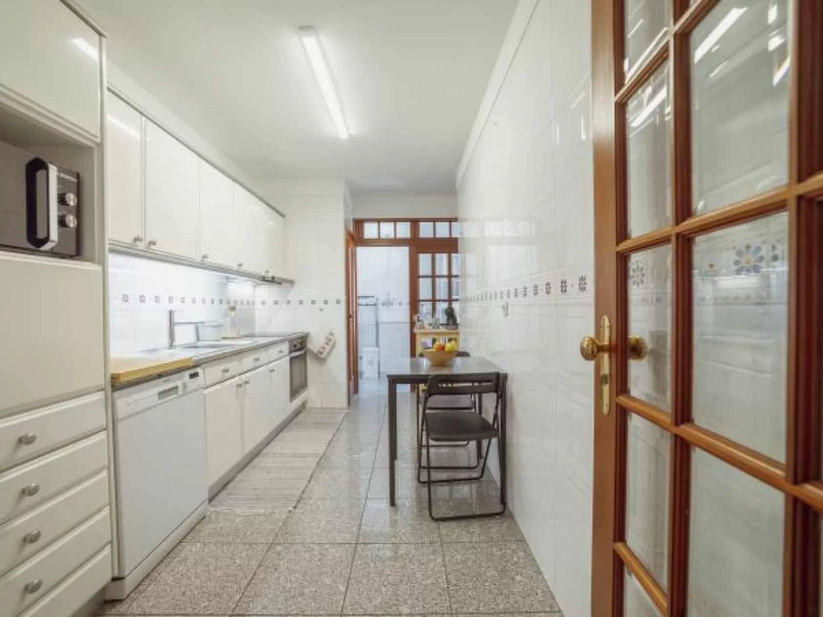 MATOSINHOS CENTER PREMIUM APARTMENT by VACATIONY - Binnen