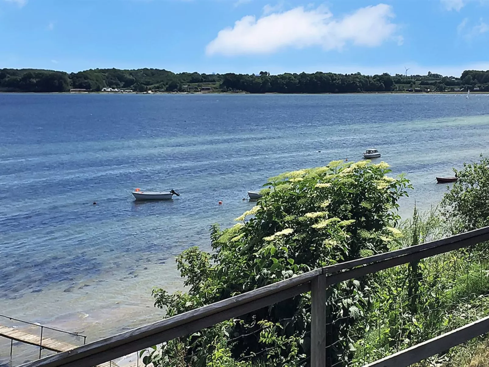 "Reinhard" - 50m from the sea - Buiten