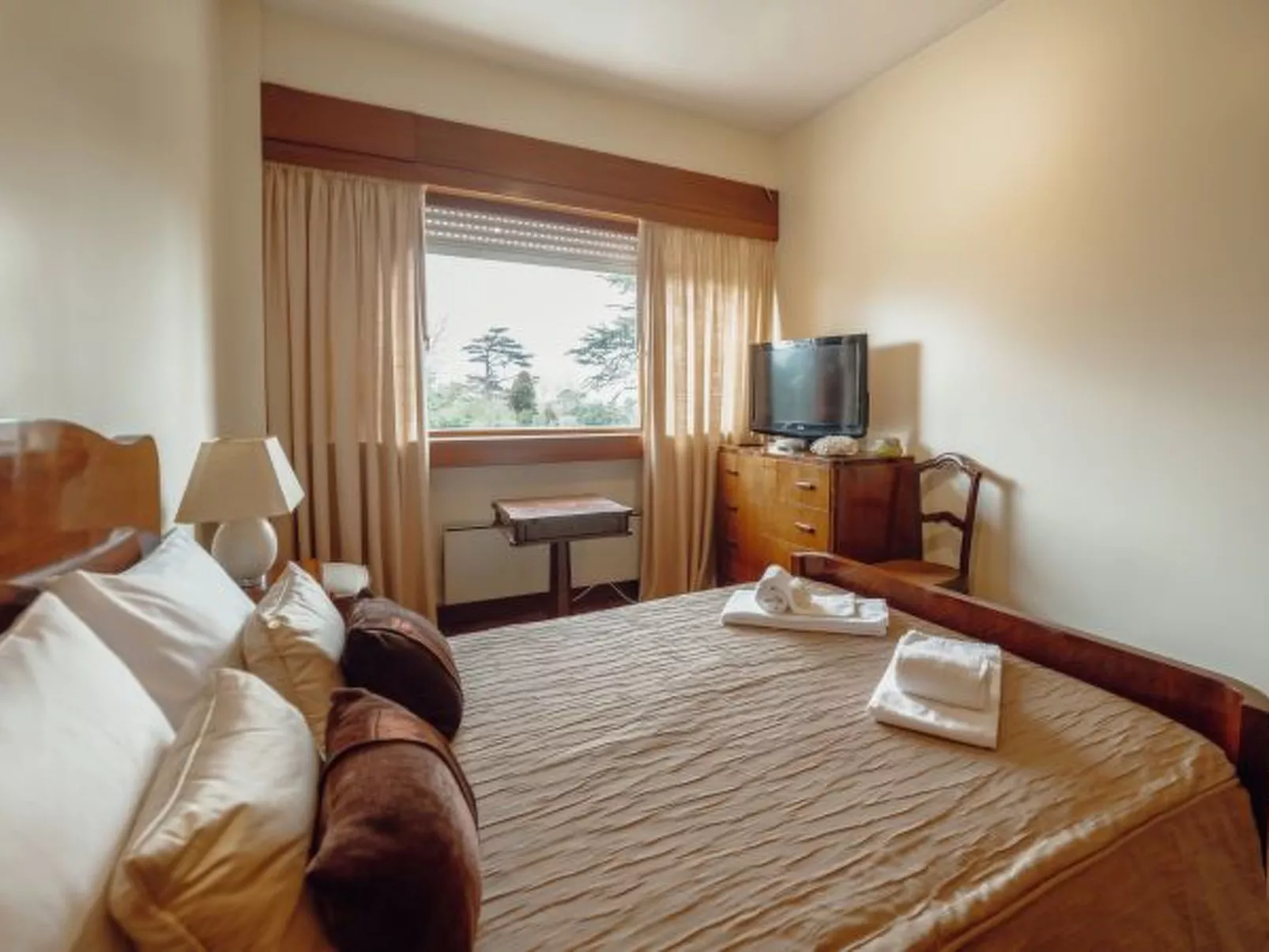 GRAND BOTANIC GARDEN APARTMENT by VACATIONY - Binnen