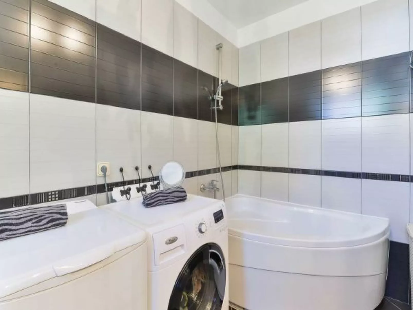 Modern Holiday house Gatsby only 40m from the sea - Image-tags.info