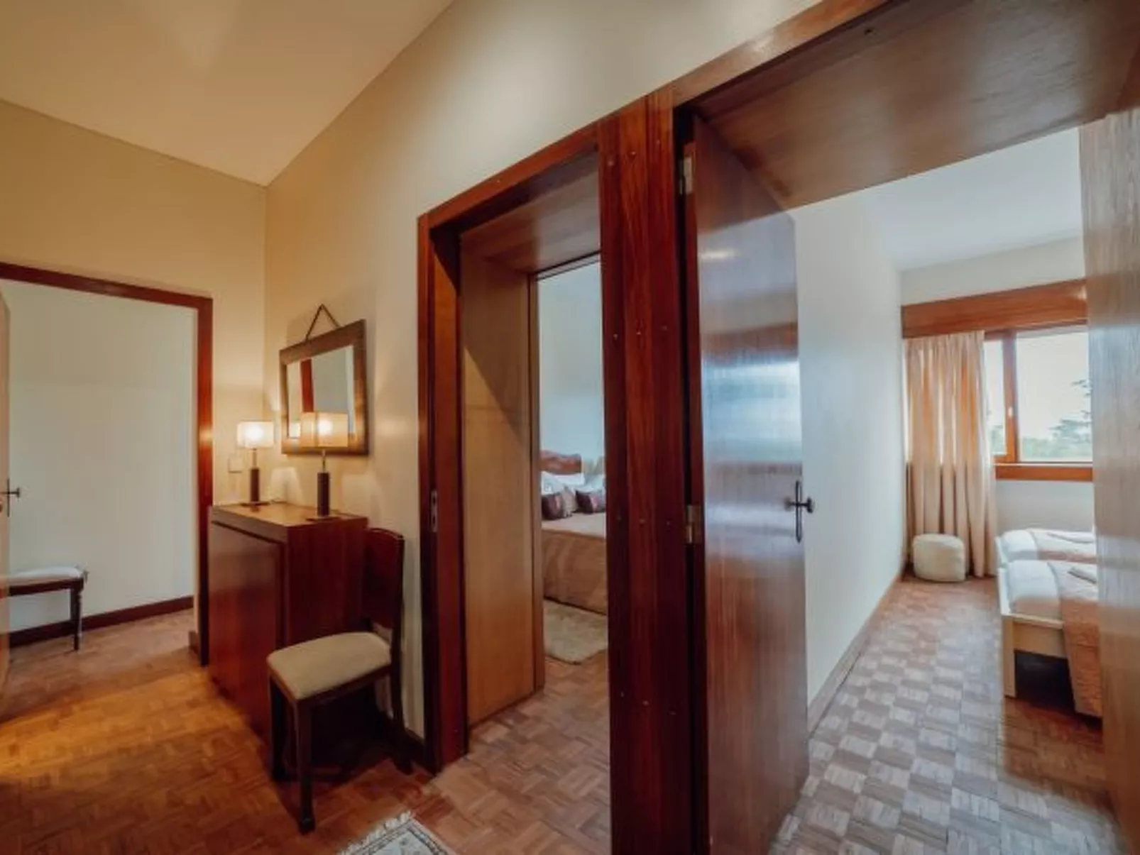 GRAND BOTANIC GARDEN APARTMENT by VACATIONY - Binnen