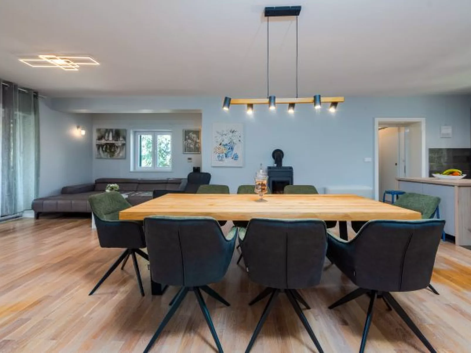 Great Villa Field Hills with sauna and jacuzzi - Image-tags.info