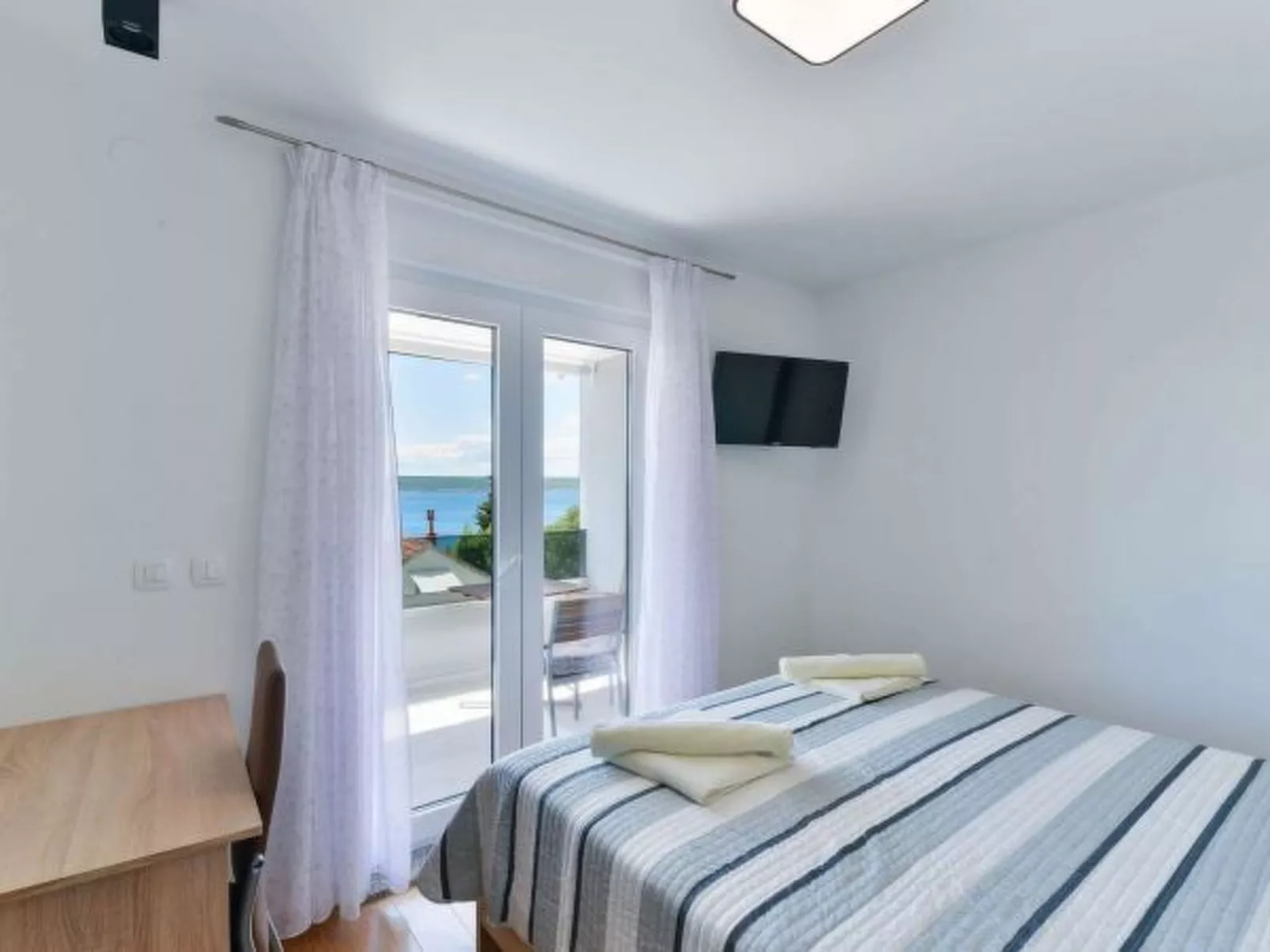 Modern Villa Futura with pool - Binnen