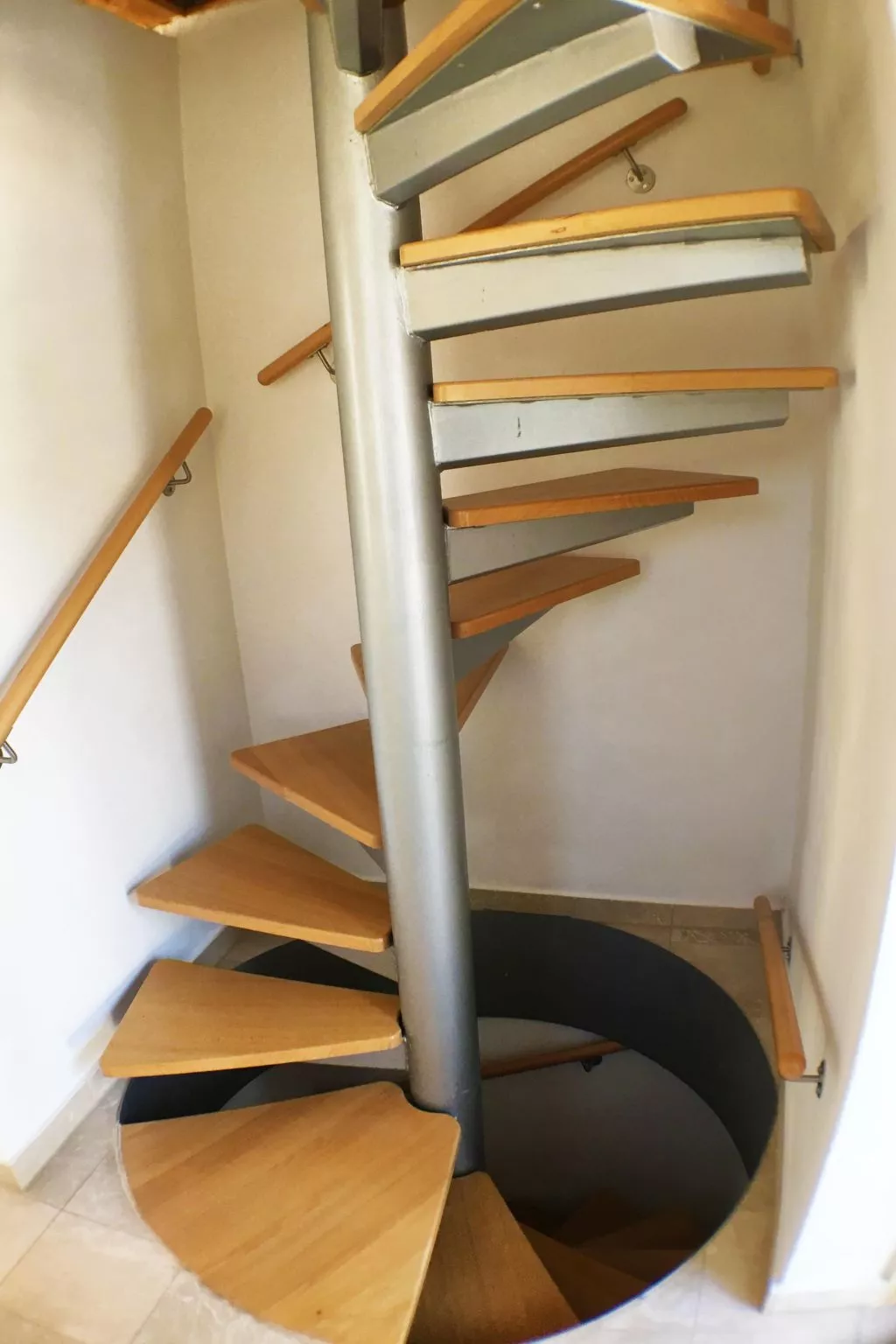 In Ermioni mit gemeinschaftlichem Pool, Grill und Terrasse - Binnen