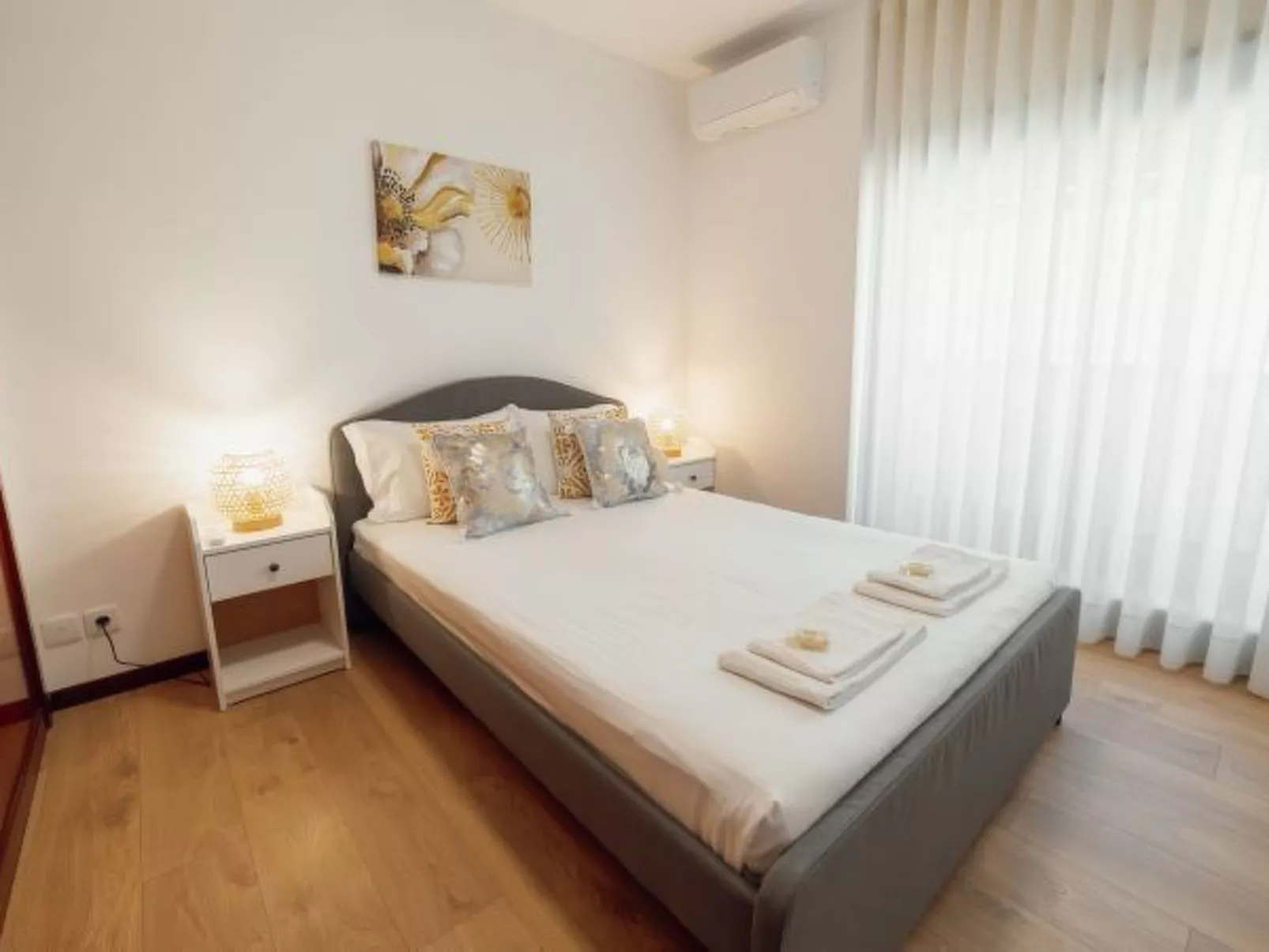 CITY CENTER GRAND SEA VIEW TERRACE by VACATIONY - Binnen