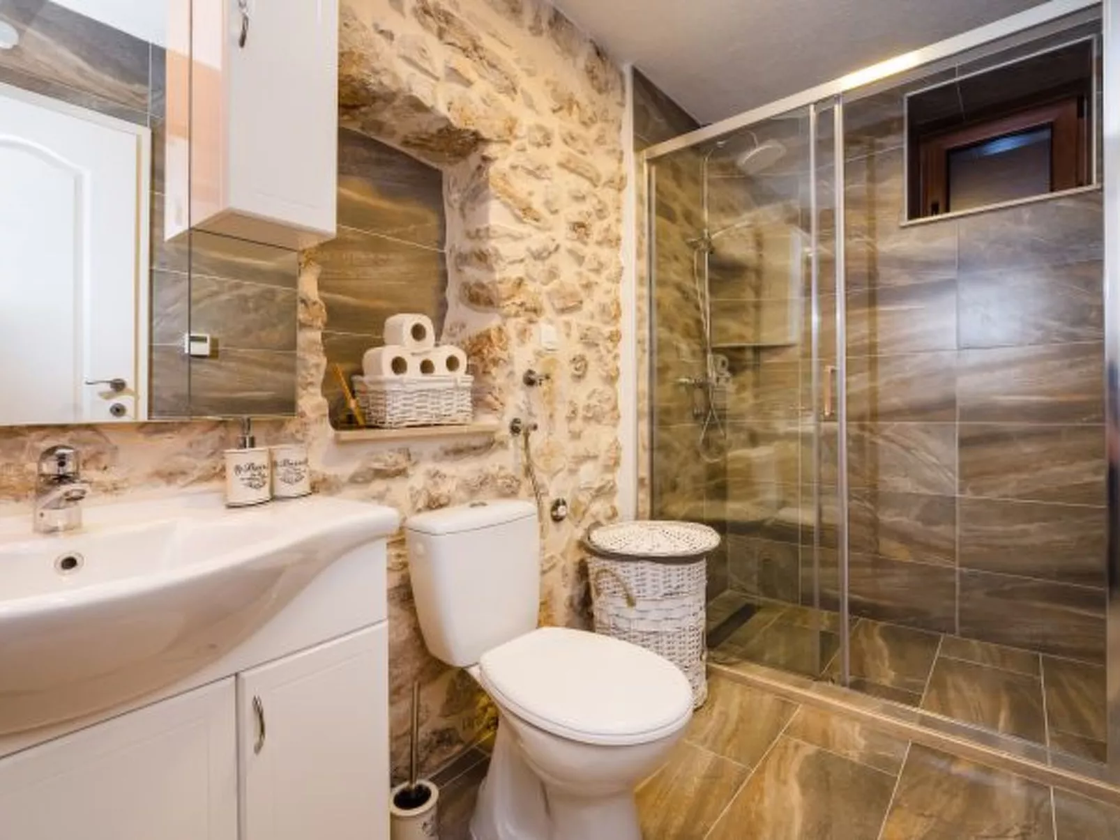 Villa Miandri with heated pool - Image-tags.info