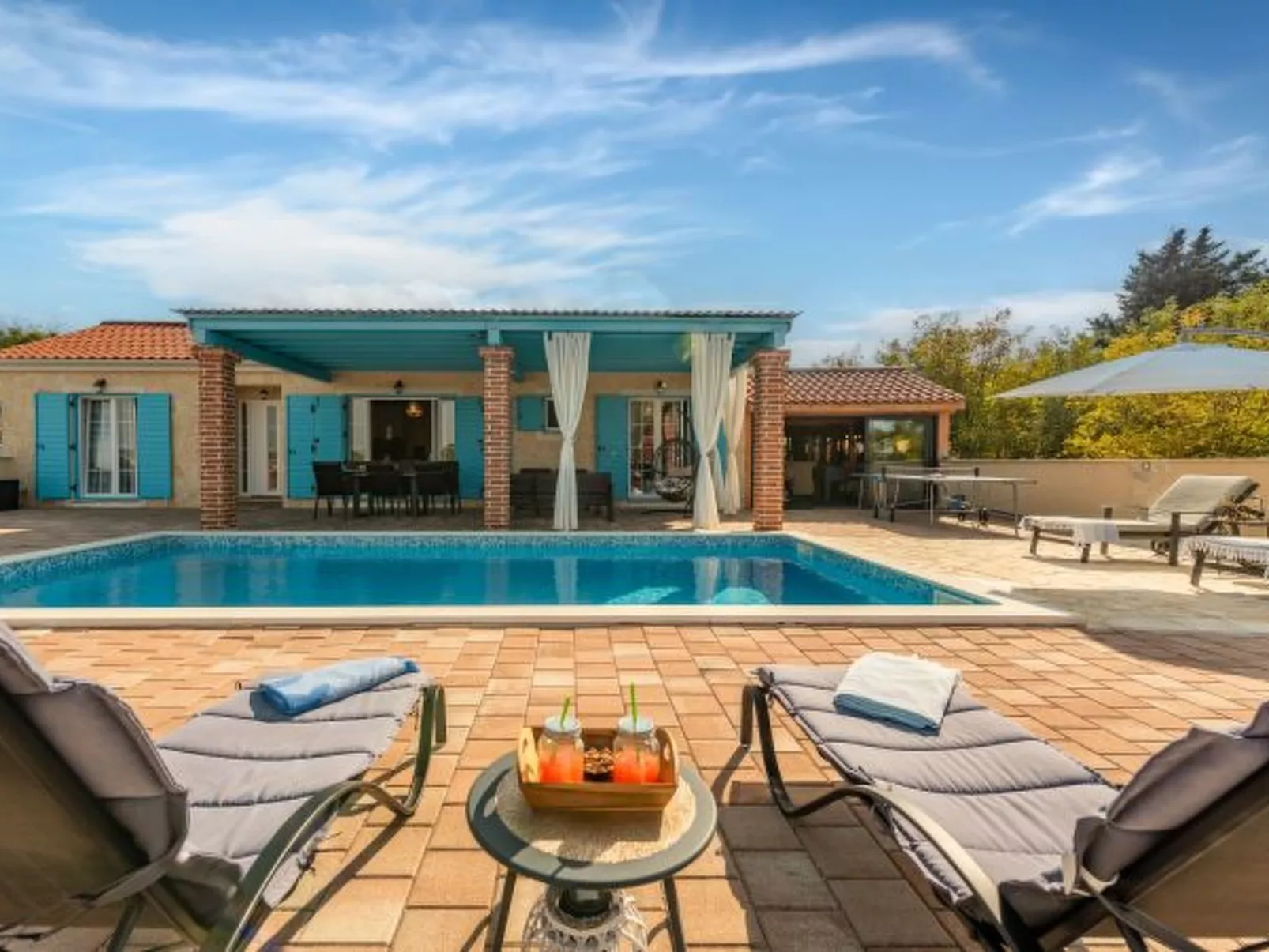 Villa Jurenda with heated pool - Image-tags.info