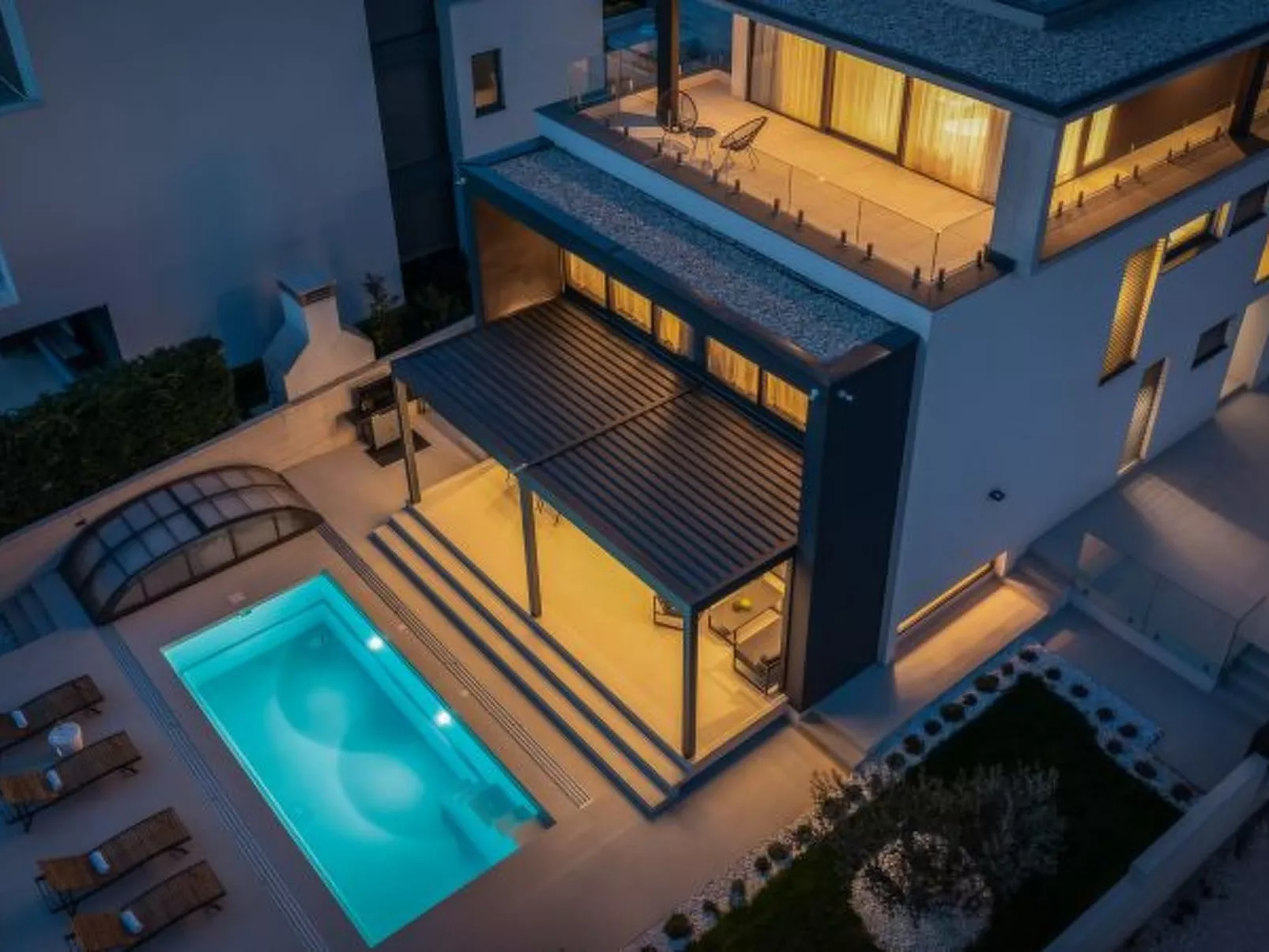 Villa Acacia with heated pool - Image-tags.info