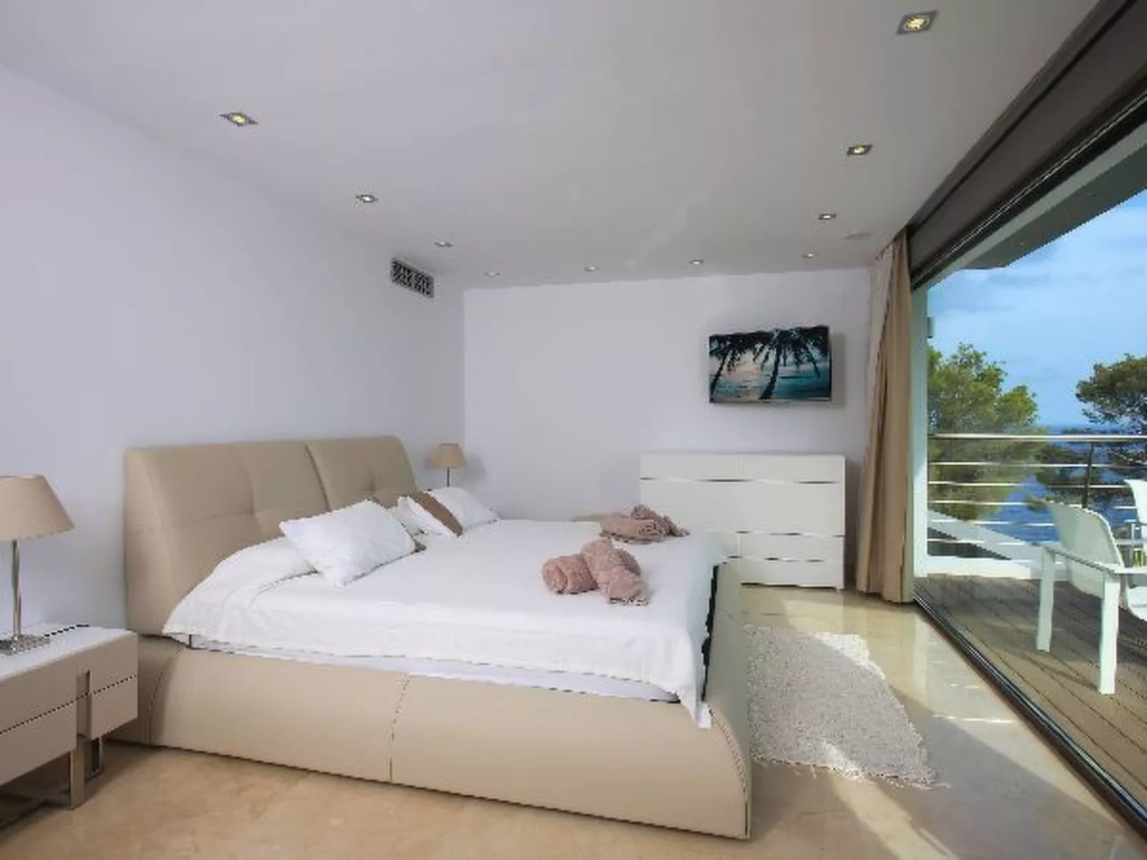 Villa Campomanes - PlusHolidays - Image-tags.info