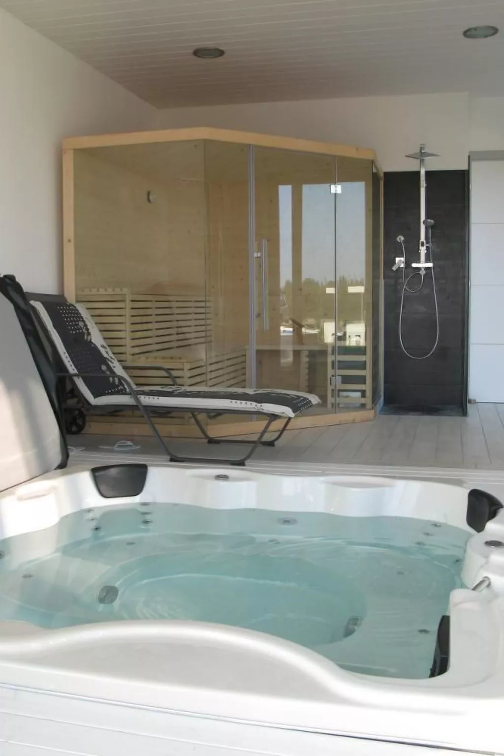 Miniwohnung in Ferrara mit Garten - Binnen