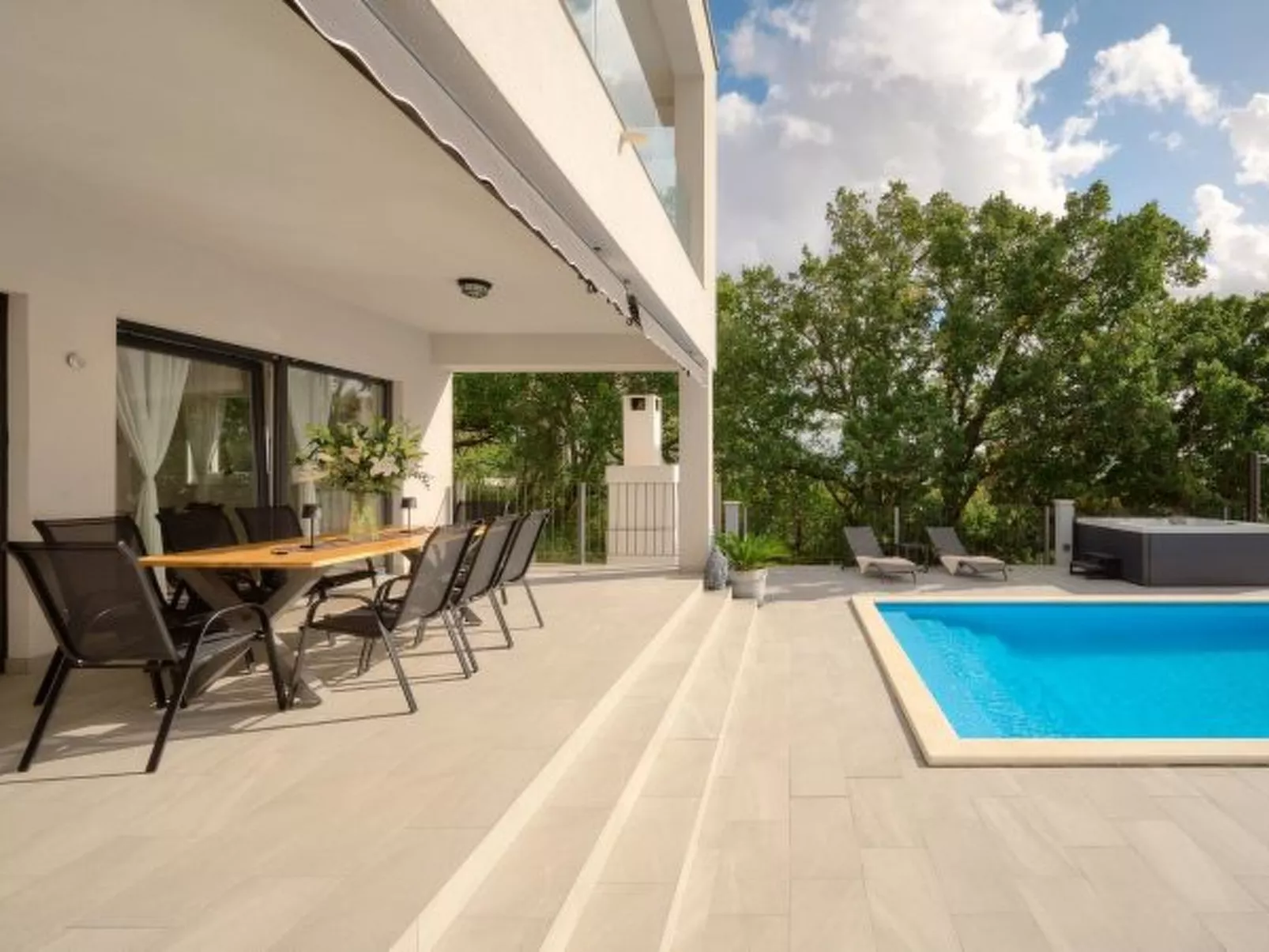 Beautiful Villa Katharina with pool - Buiten