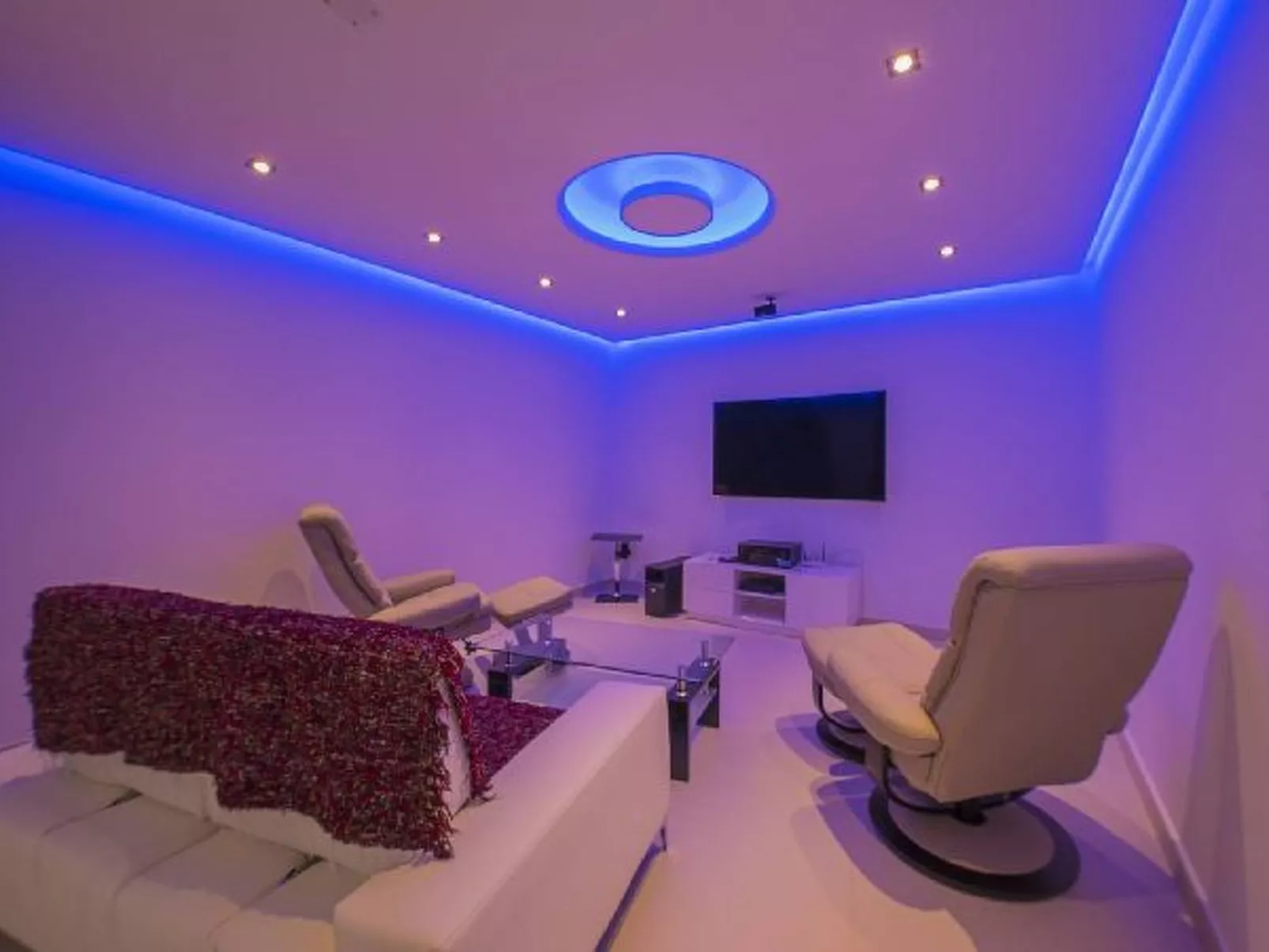 Villa Campomanes - PlusHolidays - Image-tags.info