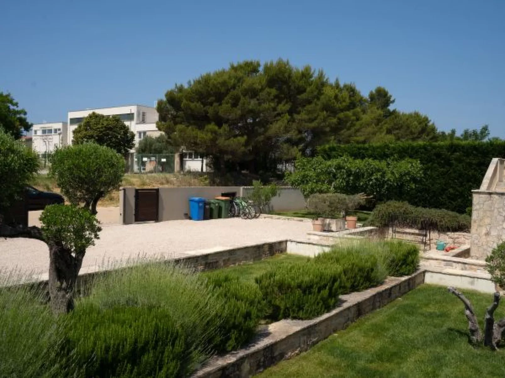 Villa Royal with heated pool - Image-tags.info