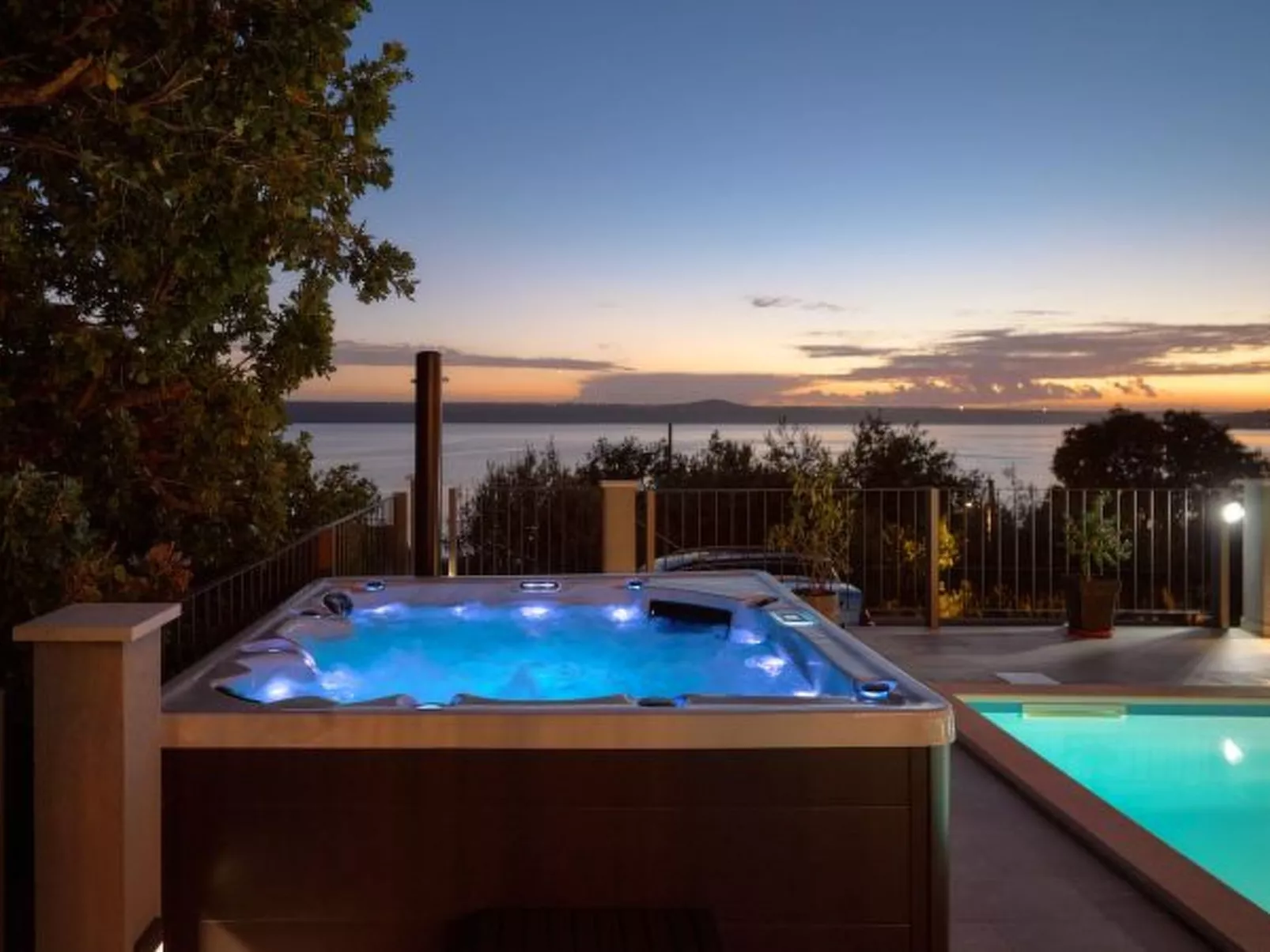 Beautiful Villa Katharina with pool - Buiten