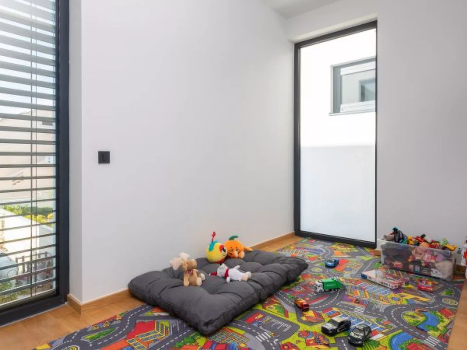 Villa Acacia with heated pool - Image-tags.info