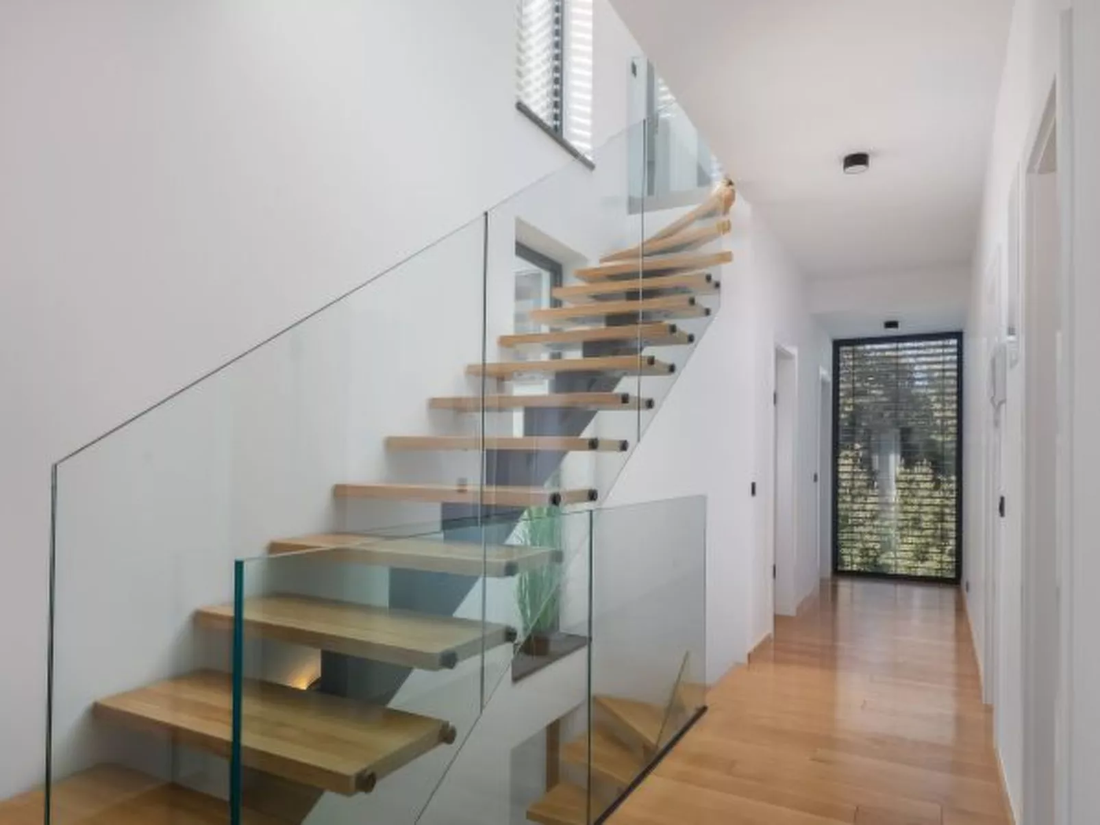 Villa Acacia with heated pool - Image-tags.info