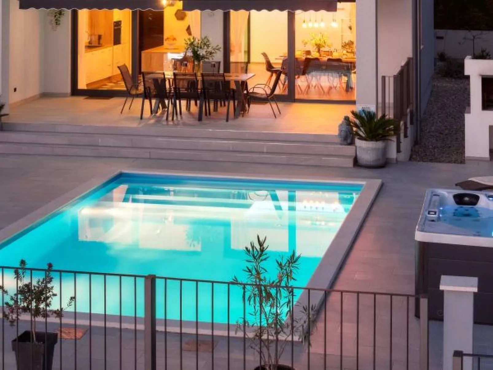 Beautiful Villa Katharina with pool - Buiten