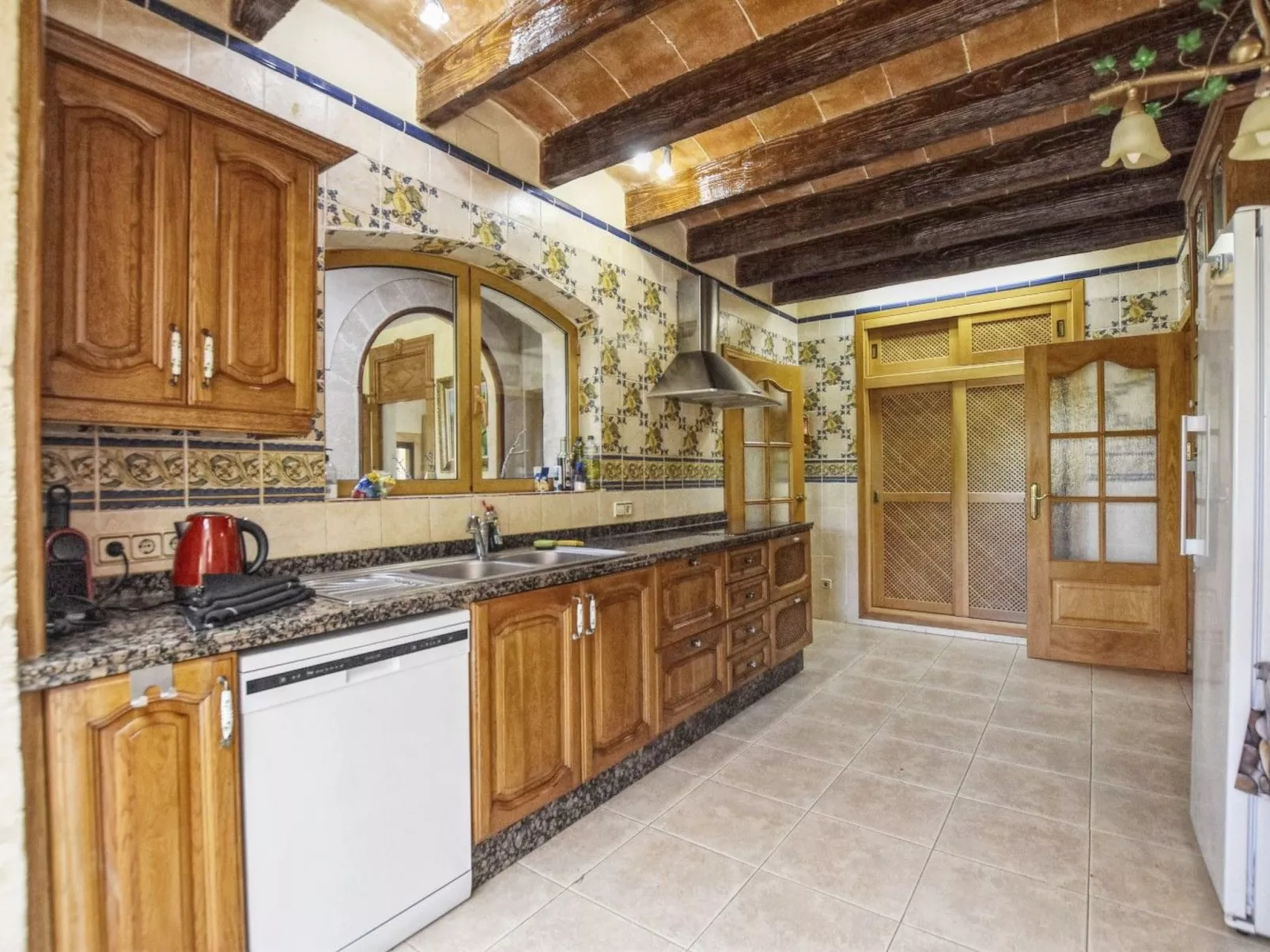 In Campos mit Privatem Pool - Binnen