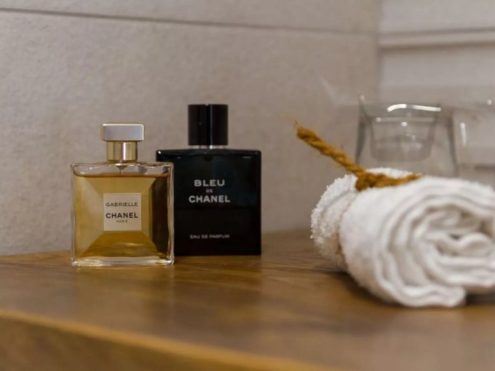 Villa Royal with heated pool - Image-tags.info