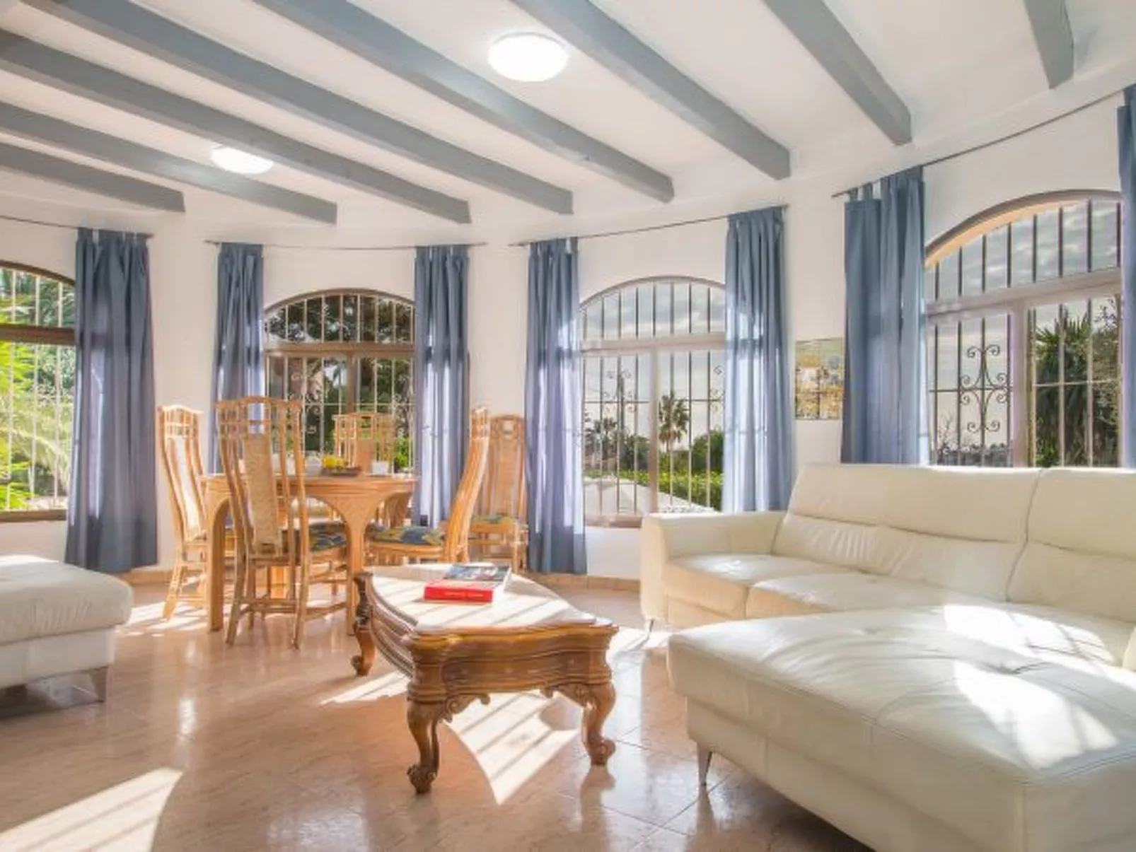 Villa Sanlio - PlusHolidays - Image-tags.info