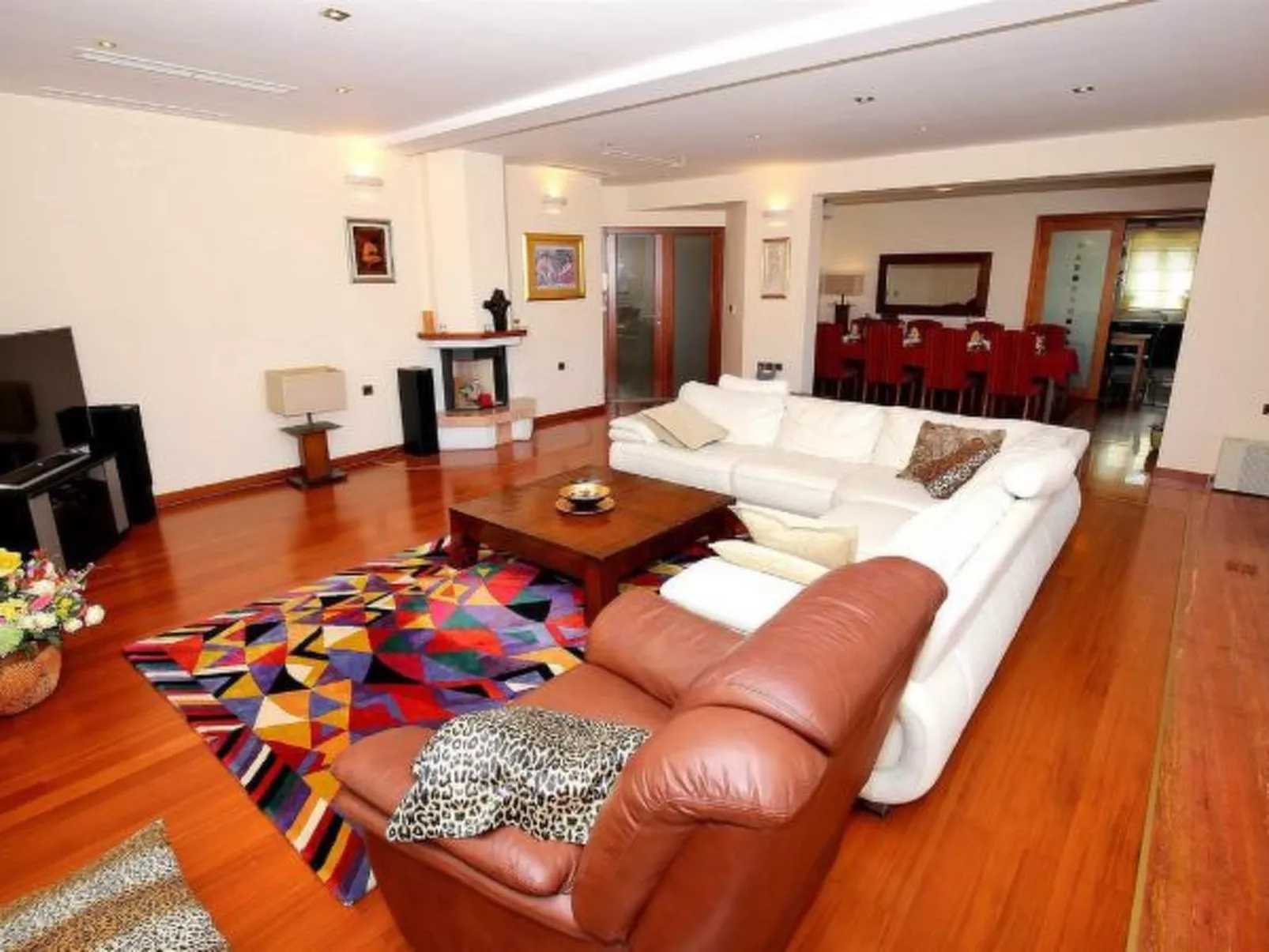 Magnificent Villa Clara with big pool - Image-tags.info