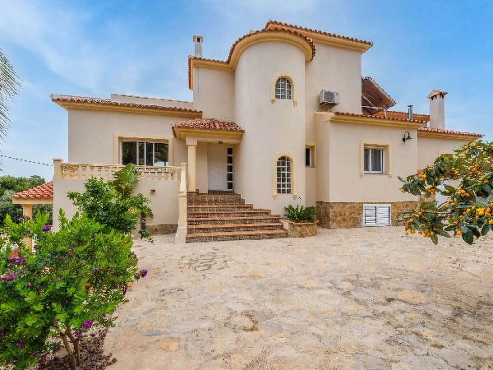 Villa Fina - PlusHolidays - Image-tags.info